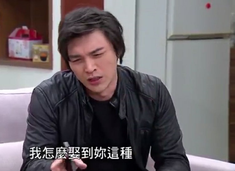 安定亞與友人至KTV歡唱，雙方卻爆發衝突鬧上法院。（翻攝安定亞臉書）