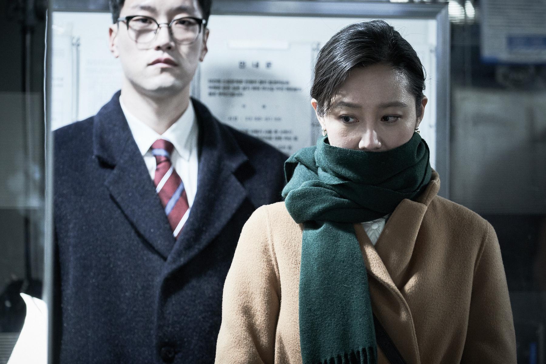 孔曉振演出《鎖命危機》，但她說自己不敢看，大家可以找朋友一起看比較不害怕。（采昌國際提供）