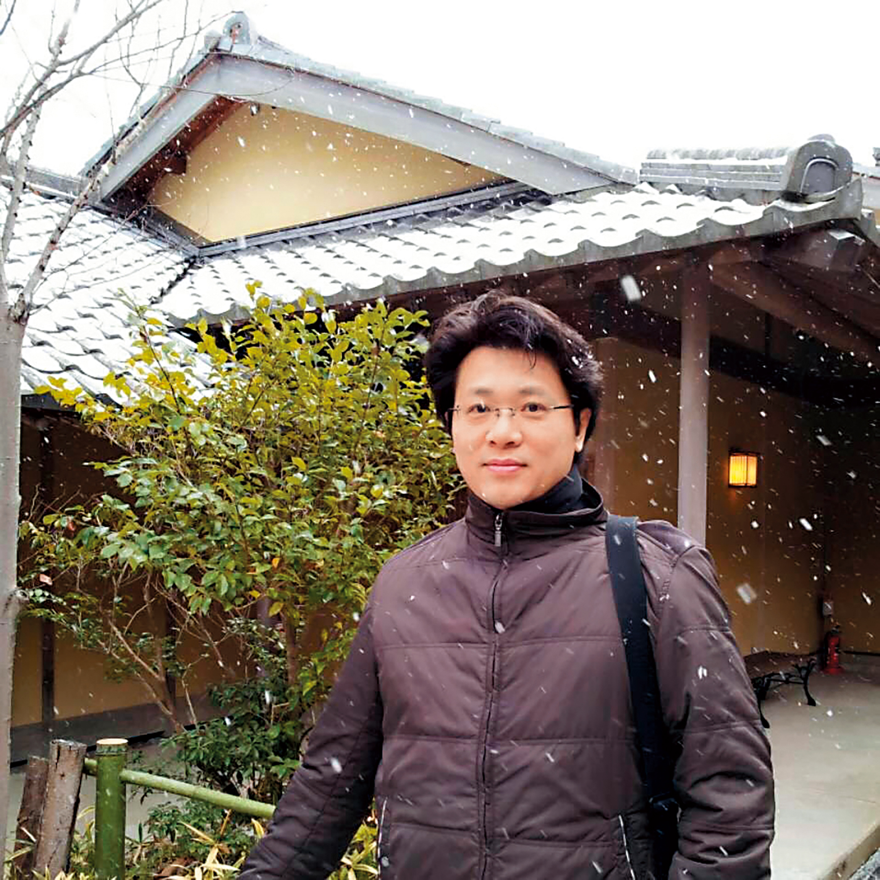 談到張暖雅發文砲轟孟庭葦，張志鵬透露她已經扛下罵名多年，才決定站出來發聲。（翻攝自張志鵬微博）