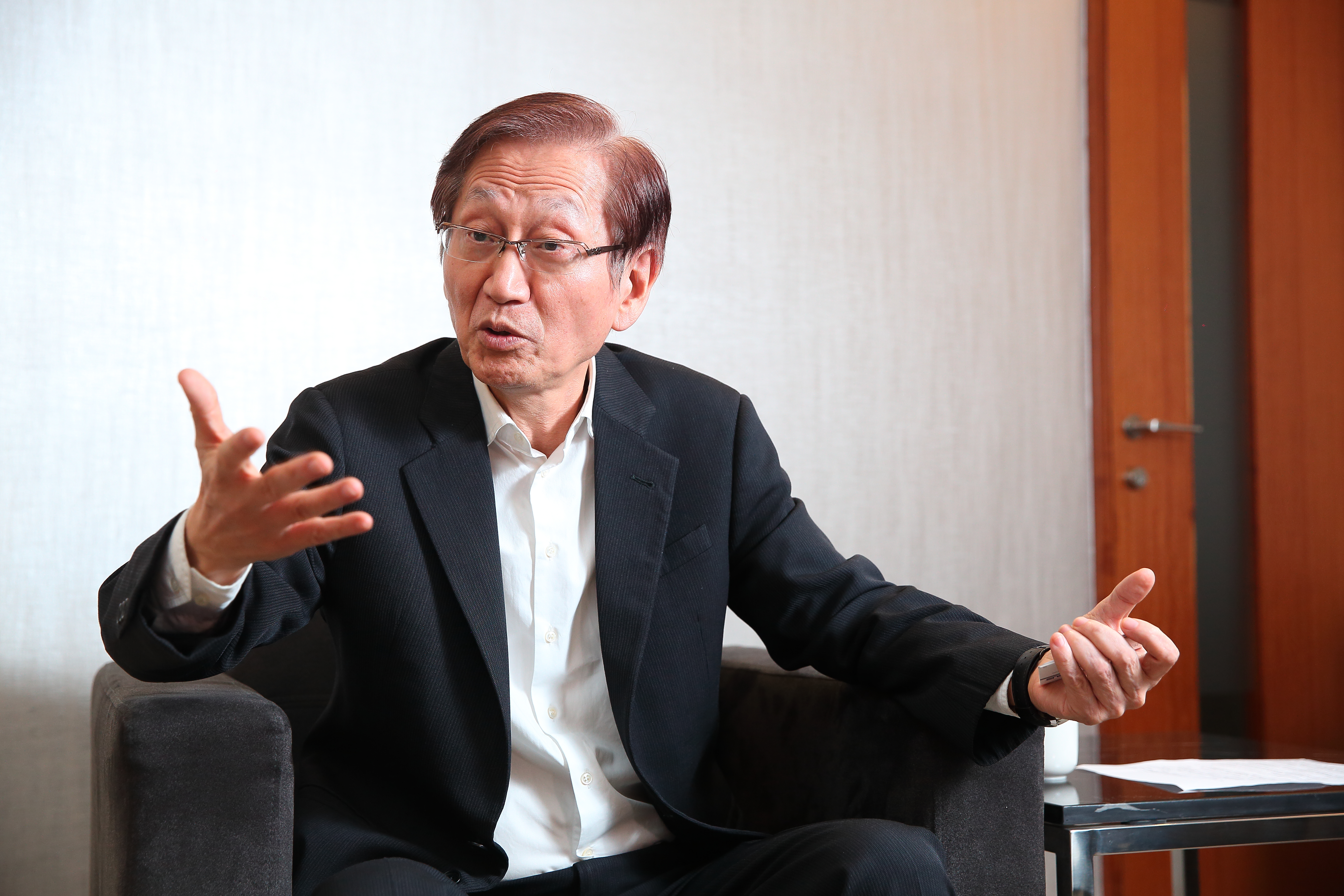 施崇棠上週五在華碩總部接受本刊專訪，矢言找回華碩的魂與本。