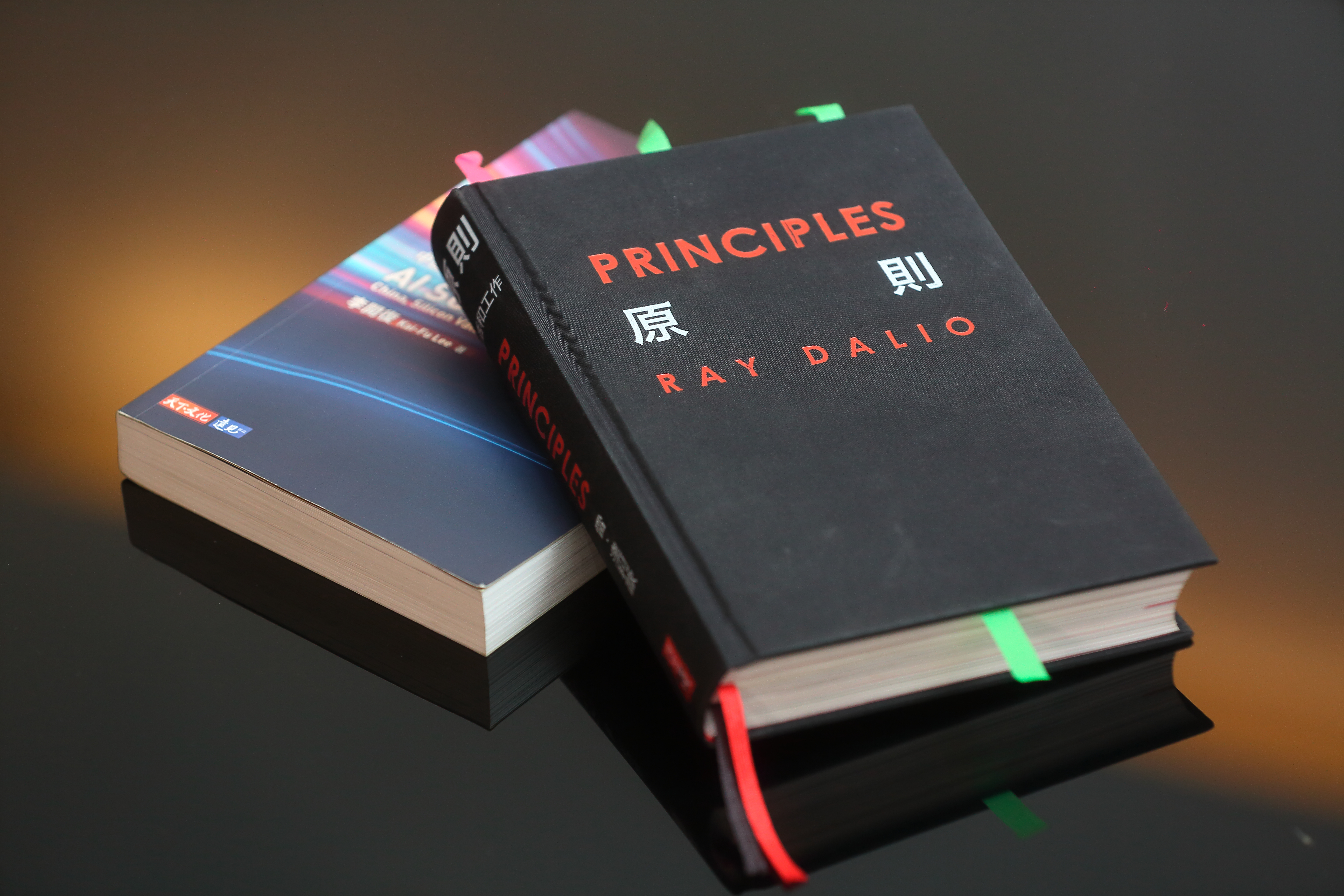 投資大師Ray Dalio《原則》一書被施崇棠奉為管理聖經。