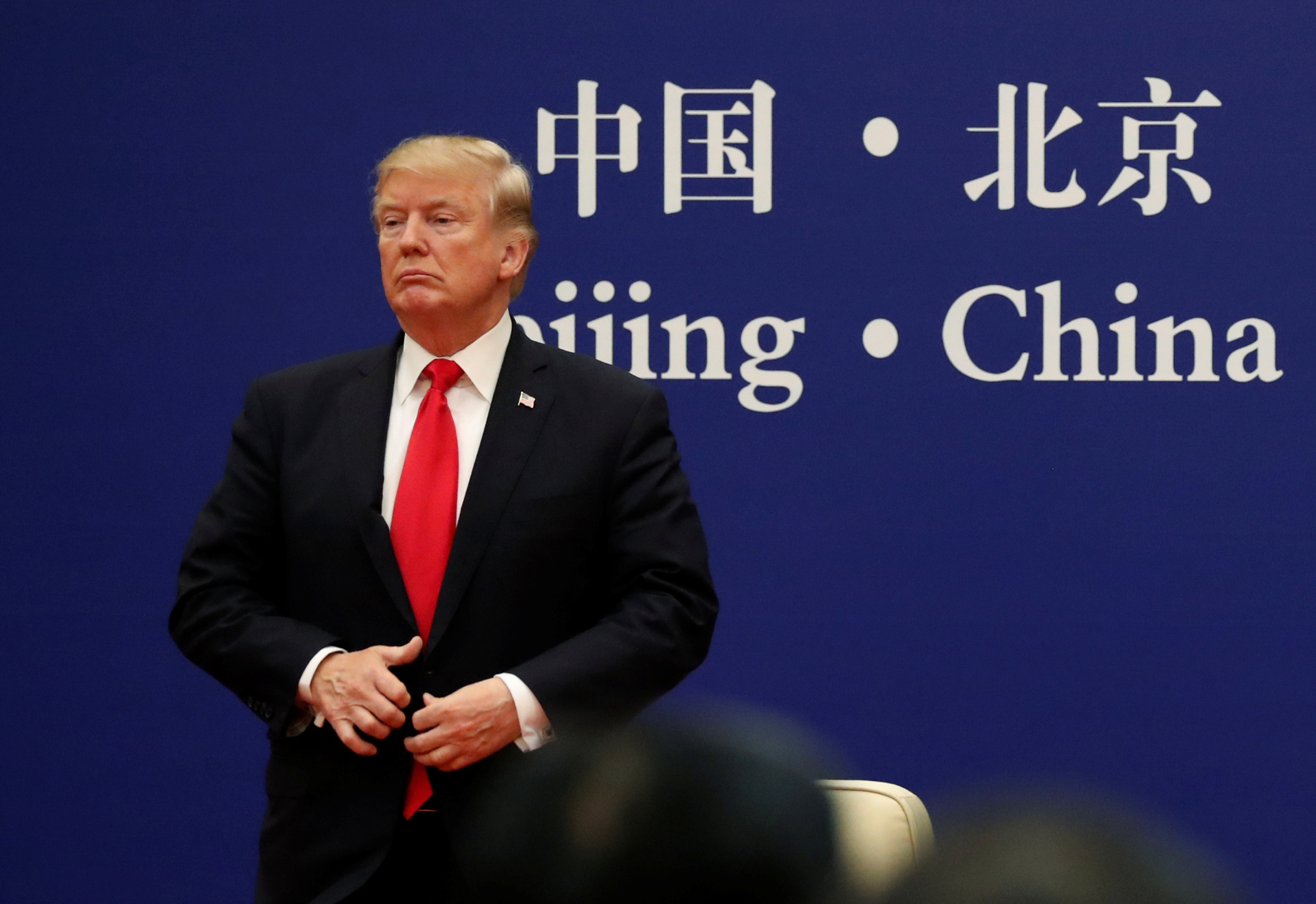 施崇棠談及中美貿易戰，盼外界不要再罵川普、怪川普。（達志影像）