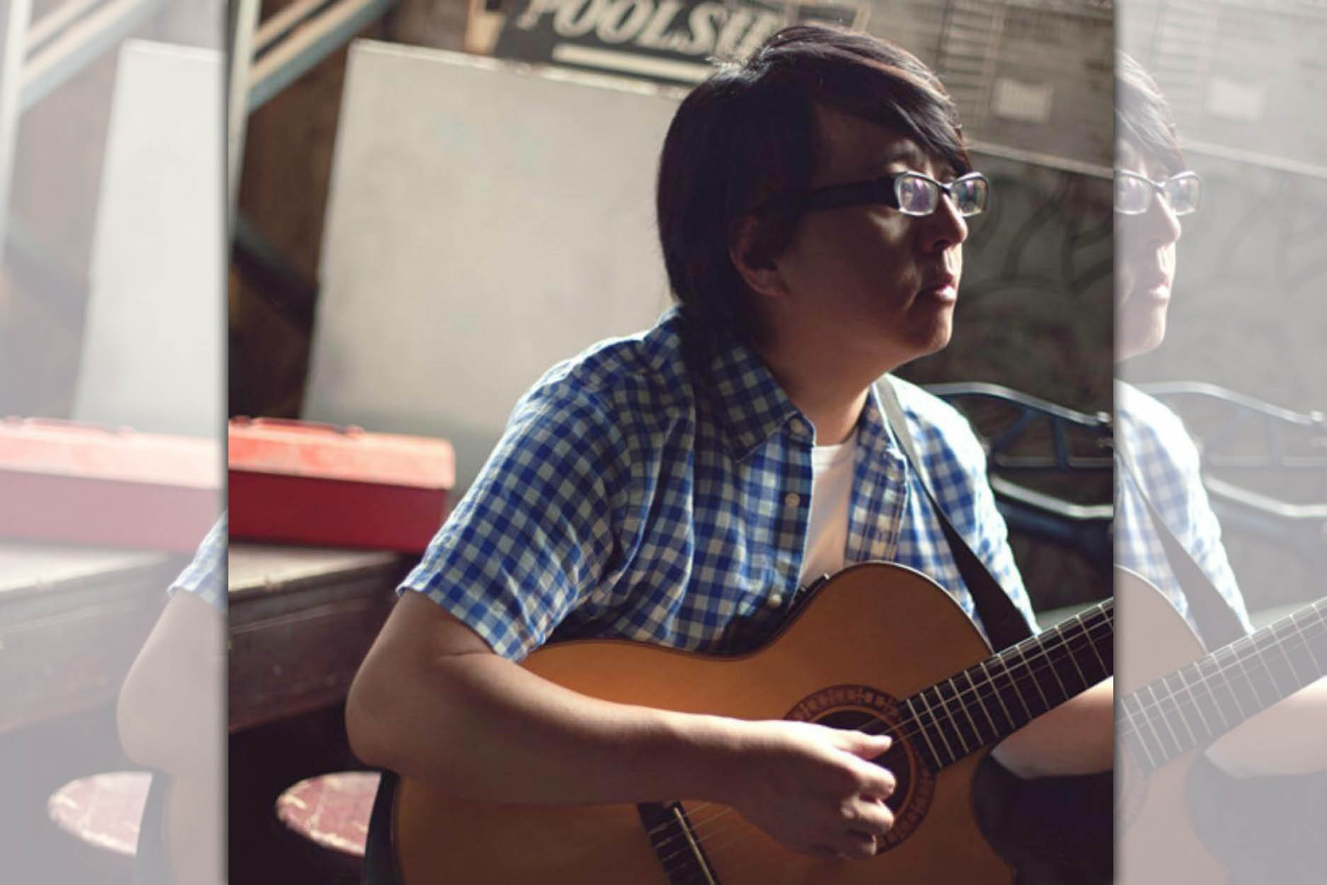 因為腦溢血在上海昏迷的袁惟仁，昨已返抵台灣。（翻攝自袁惟仁臉書）