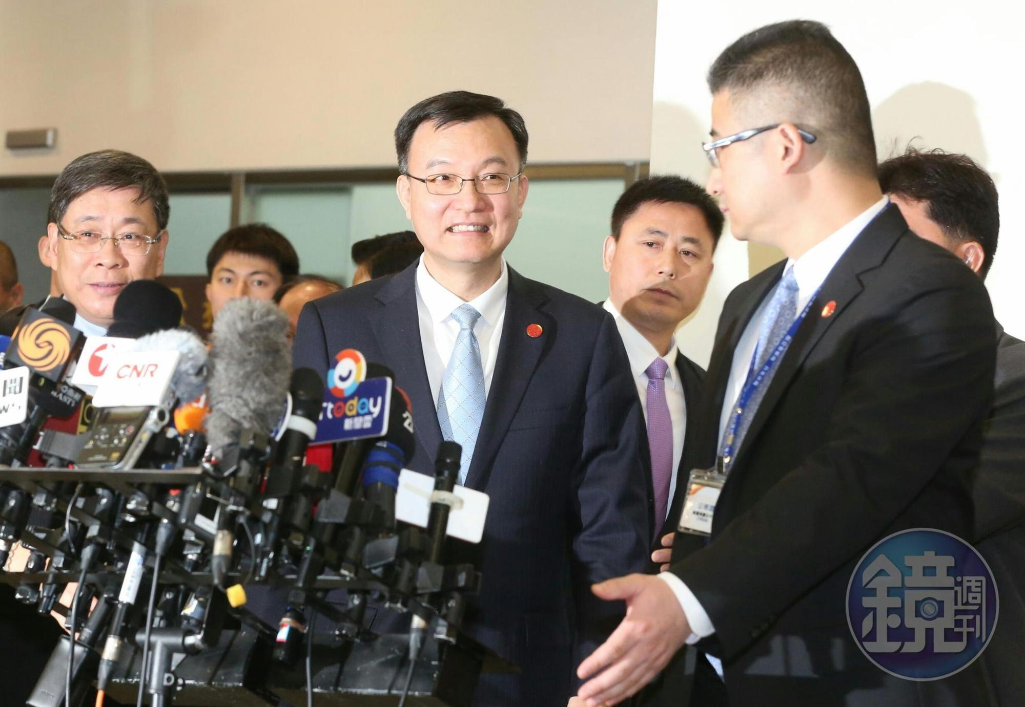 台北上海雙城論壇20日在台北登場,台北市長柯文哲表示,已跟上海市長周波講好,不會在這個時候出怪牌。
