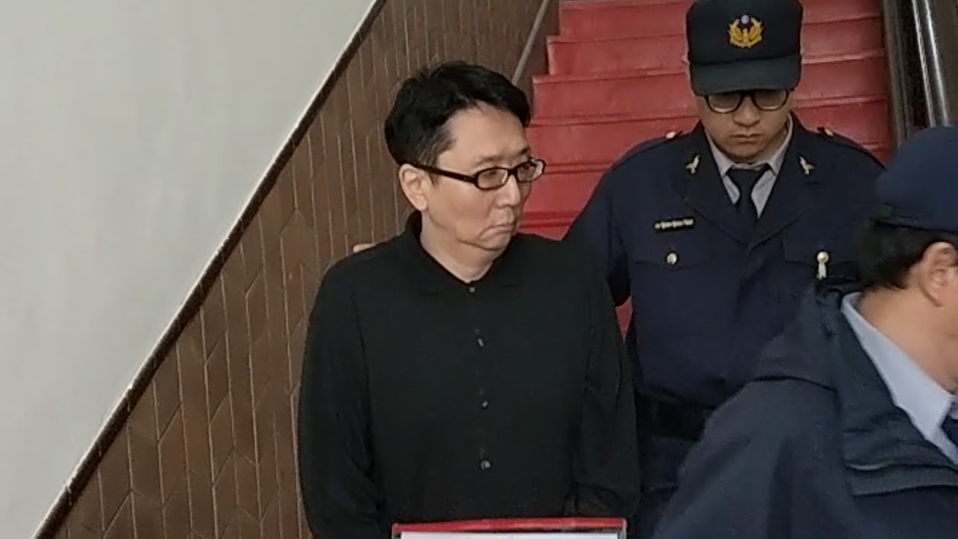 樂陞董事長許金龍二審遭判12年獲准2億交保，他要求降保為5,800萬失敗遭羈押。