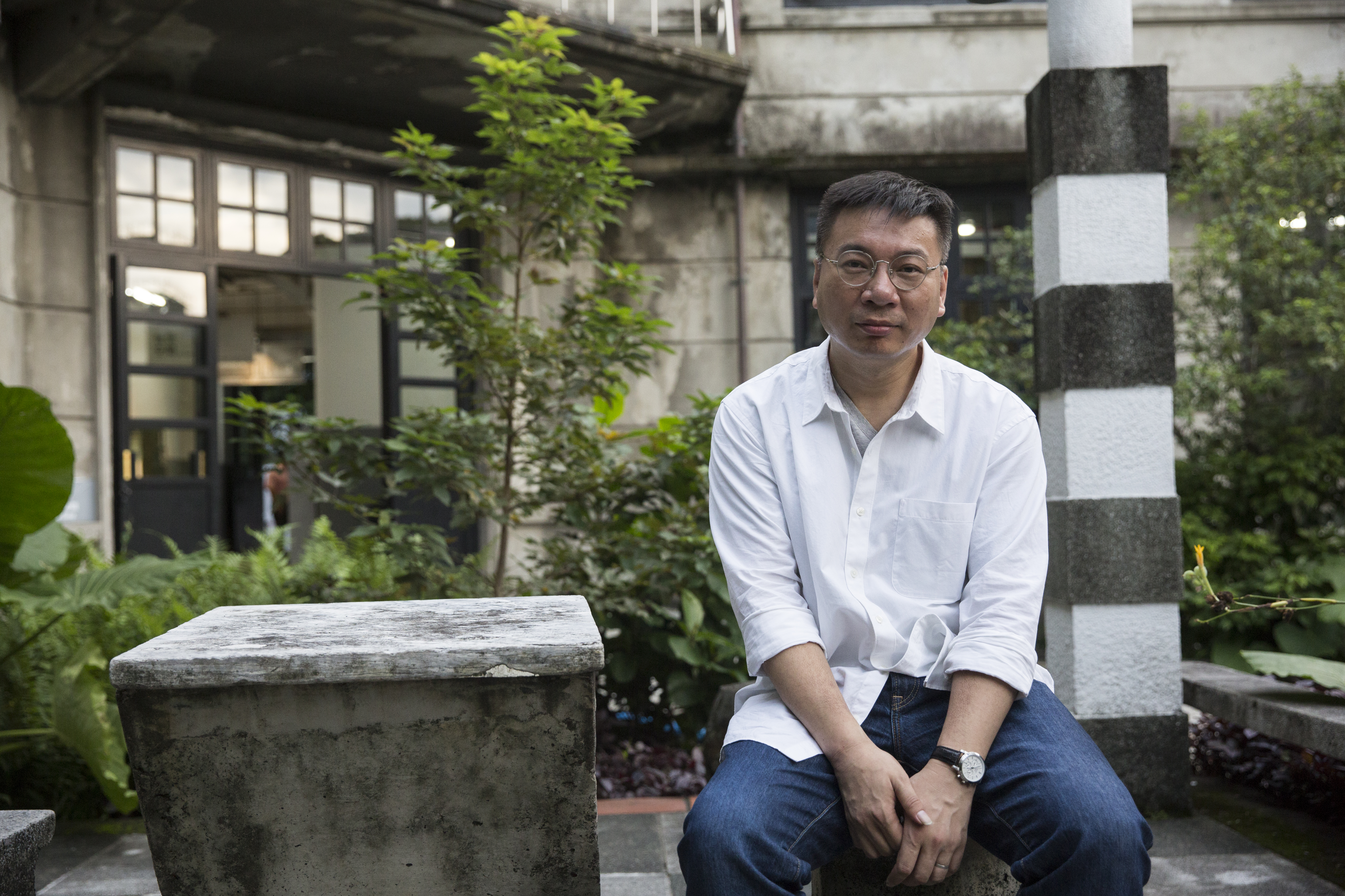 路內的寫作路數別具一格,很快就在文壇站穩腳步,但他不耽於此,反而力求突破,嘗試各種新可能。