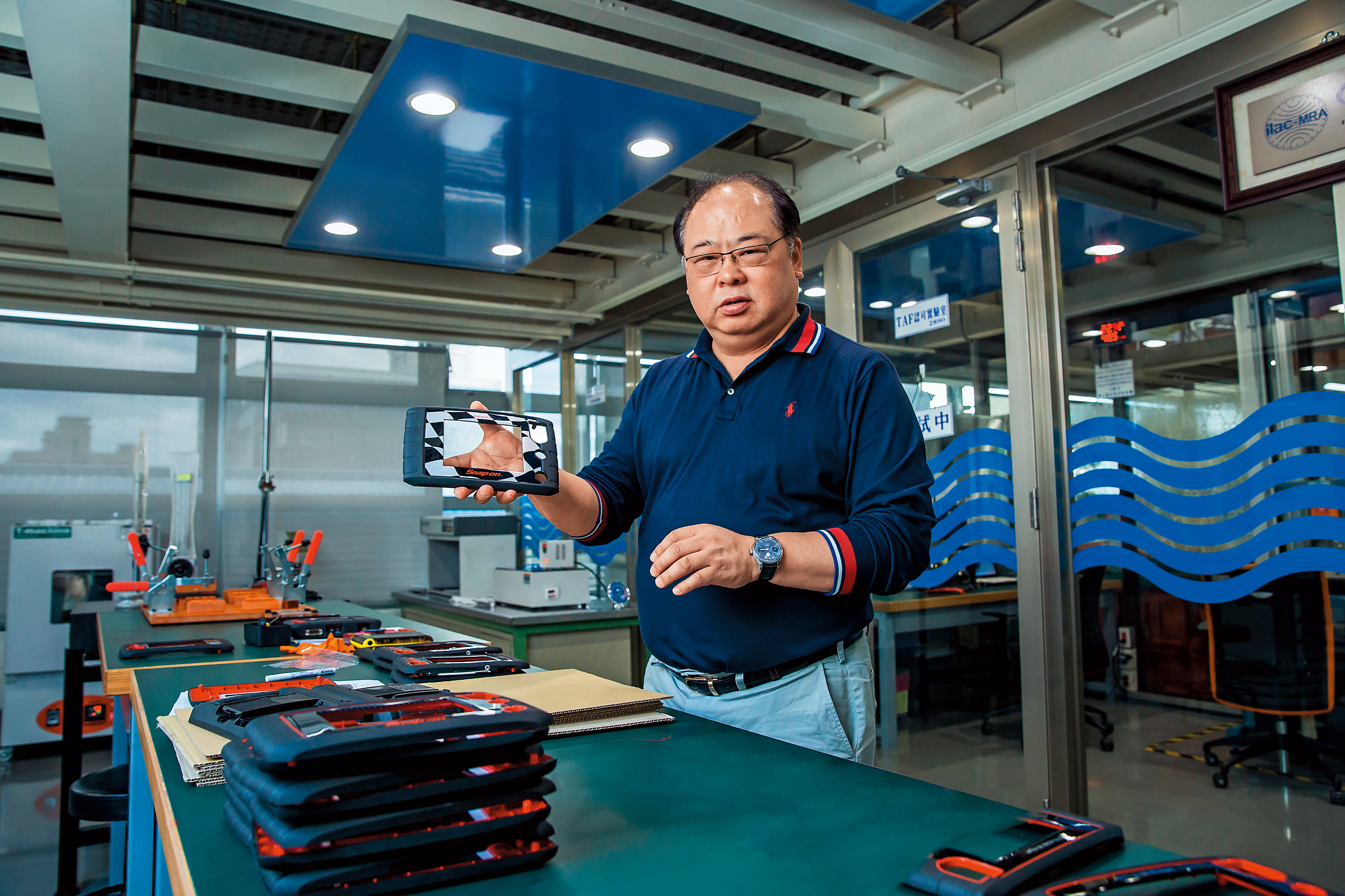 林健祥25年前放棄美國千萬年薪，接手家族塑膠射出工廠，靠一站式客製化服務讓宗瑋工業轉虧為盈，拚到年收7億元。
