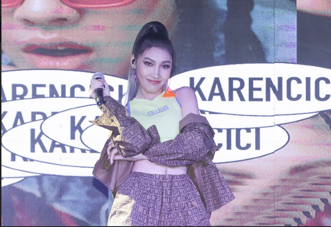 今年20歲的新人Karencici推出新專輯《SHA YAN》。