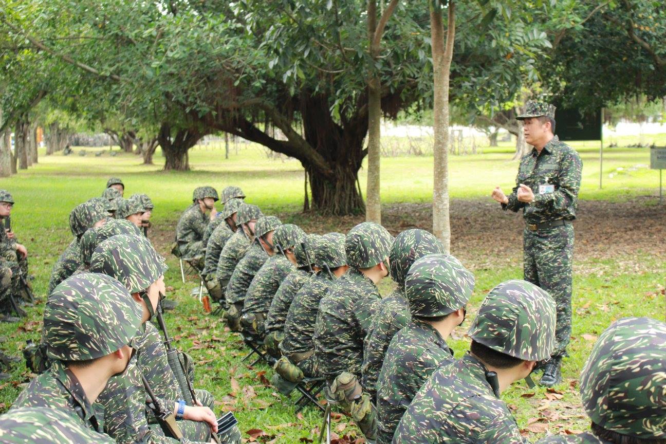 未來後備軍人將可能透過電子郵件及社群軟體收到教召令。（翻攝自國防部發言人臉書）