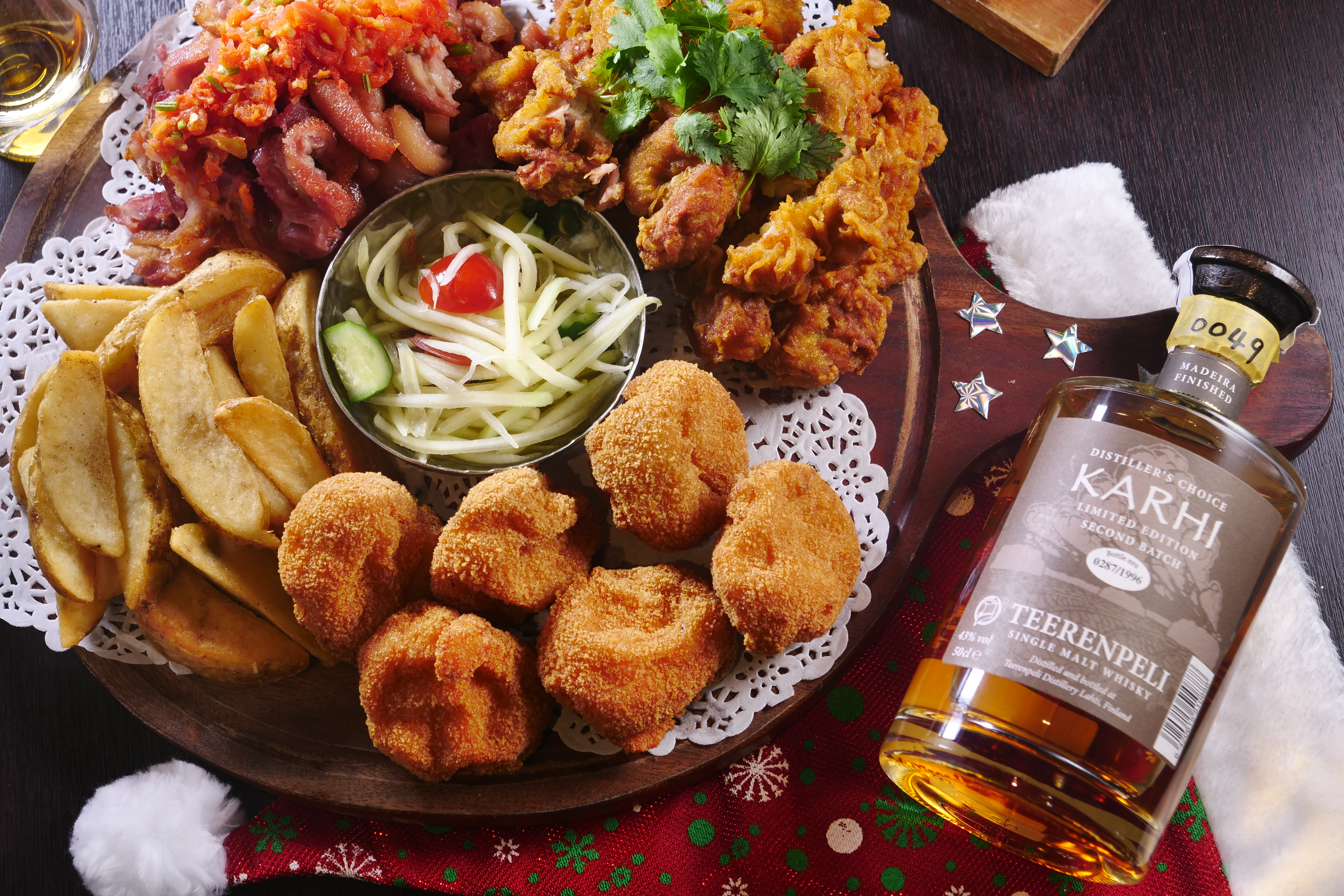 年末聚餐，好菜配上好酒，能讓聚會歡欣氣氛更濃厚。