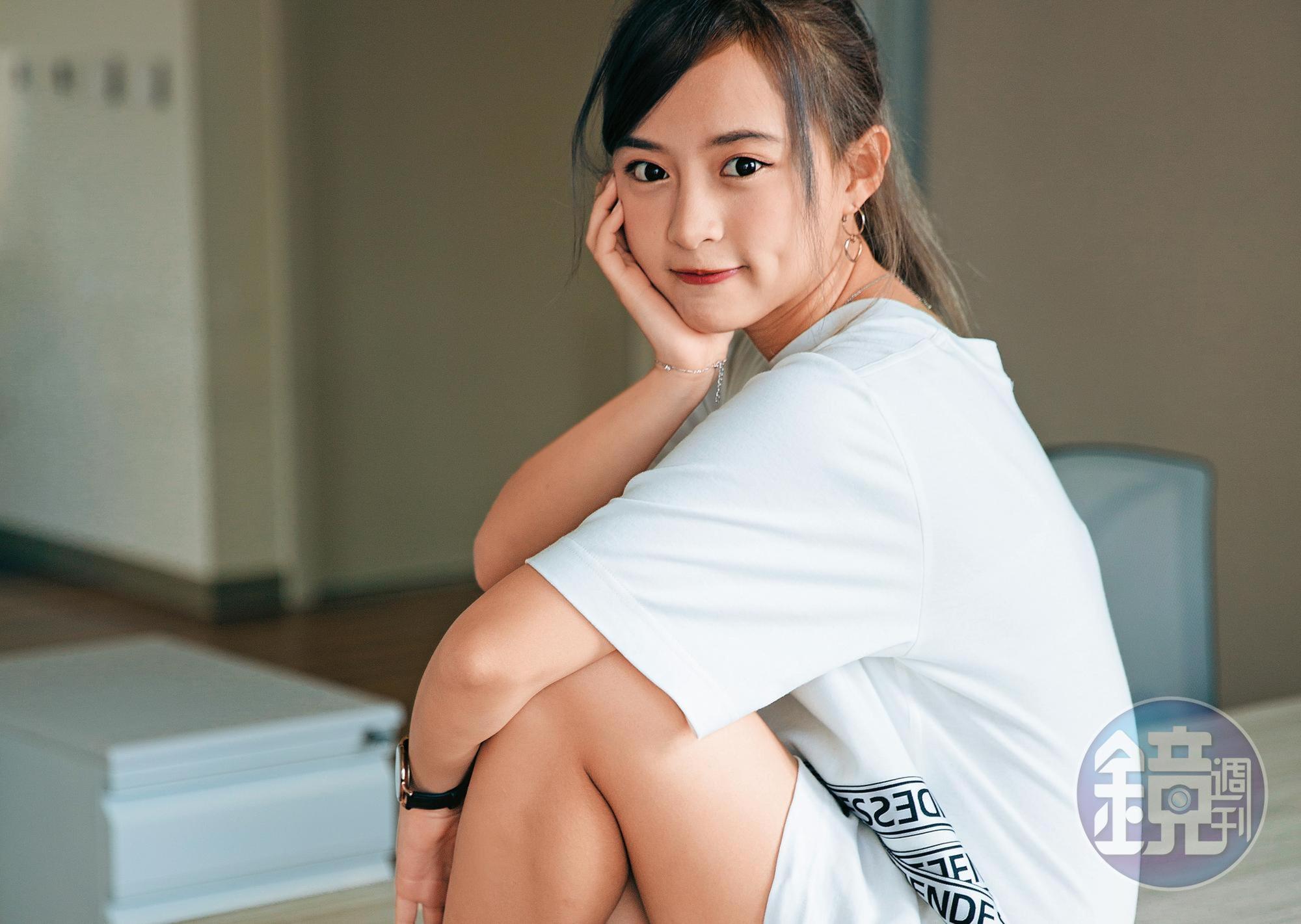 今年23歲的陳詩媛，曾入選「TPE48」成員，退團後目前是全新女團「5TEAM」一員。