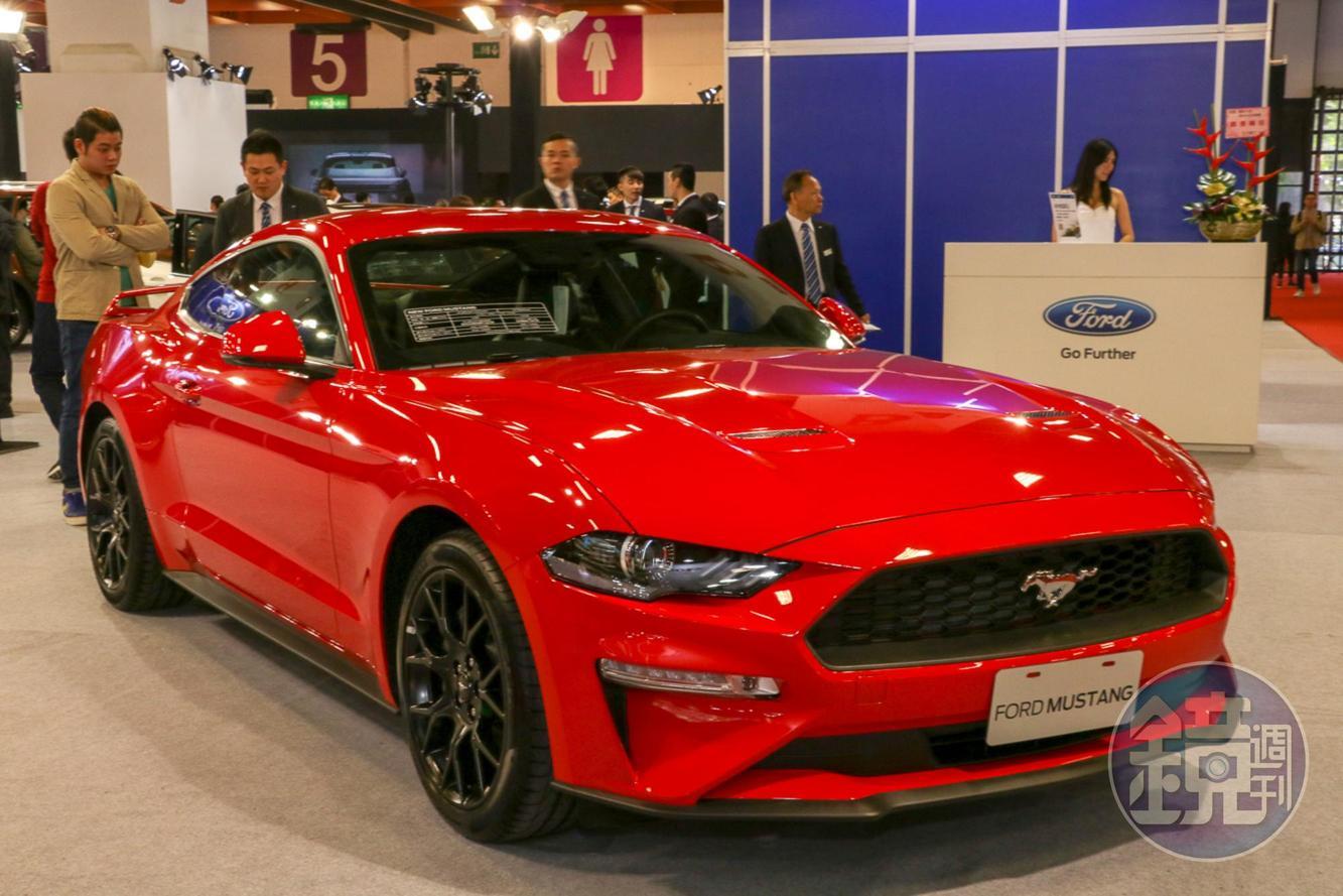 FORD 以野馬跑車Mustang擔當車展主秀。