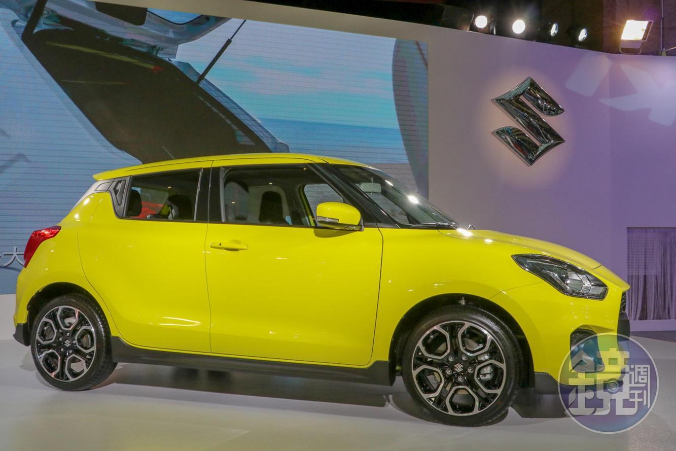 SUZUKI SWIFT Sport。