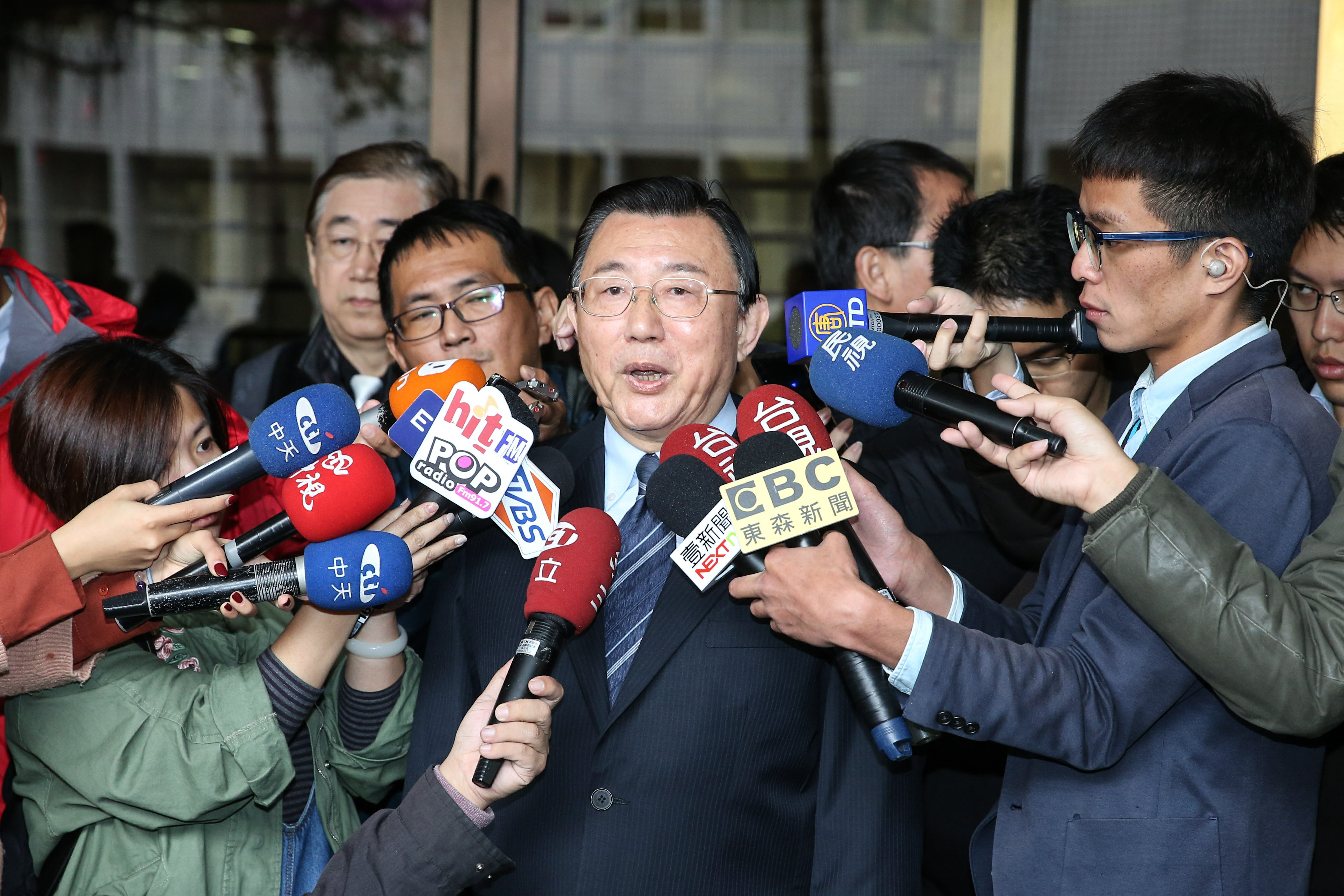 丁守中委任律師周國代表示，已有千餘位證人可證明選務違法。