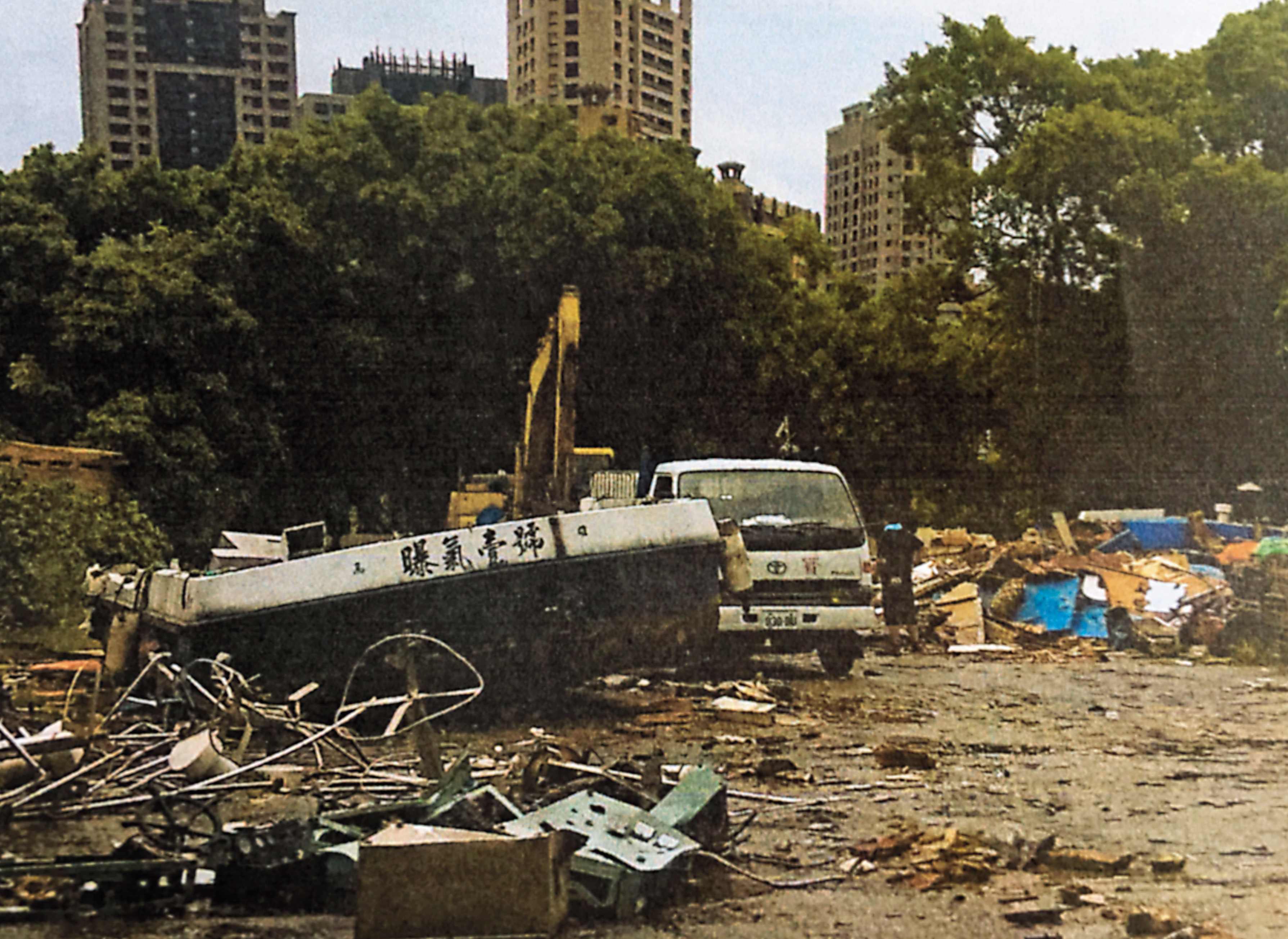 水利局2002年購置了3艘曝氣船，每艘造價600多萬元，如今也面臨報廢命運。（讀者提供）