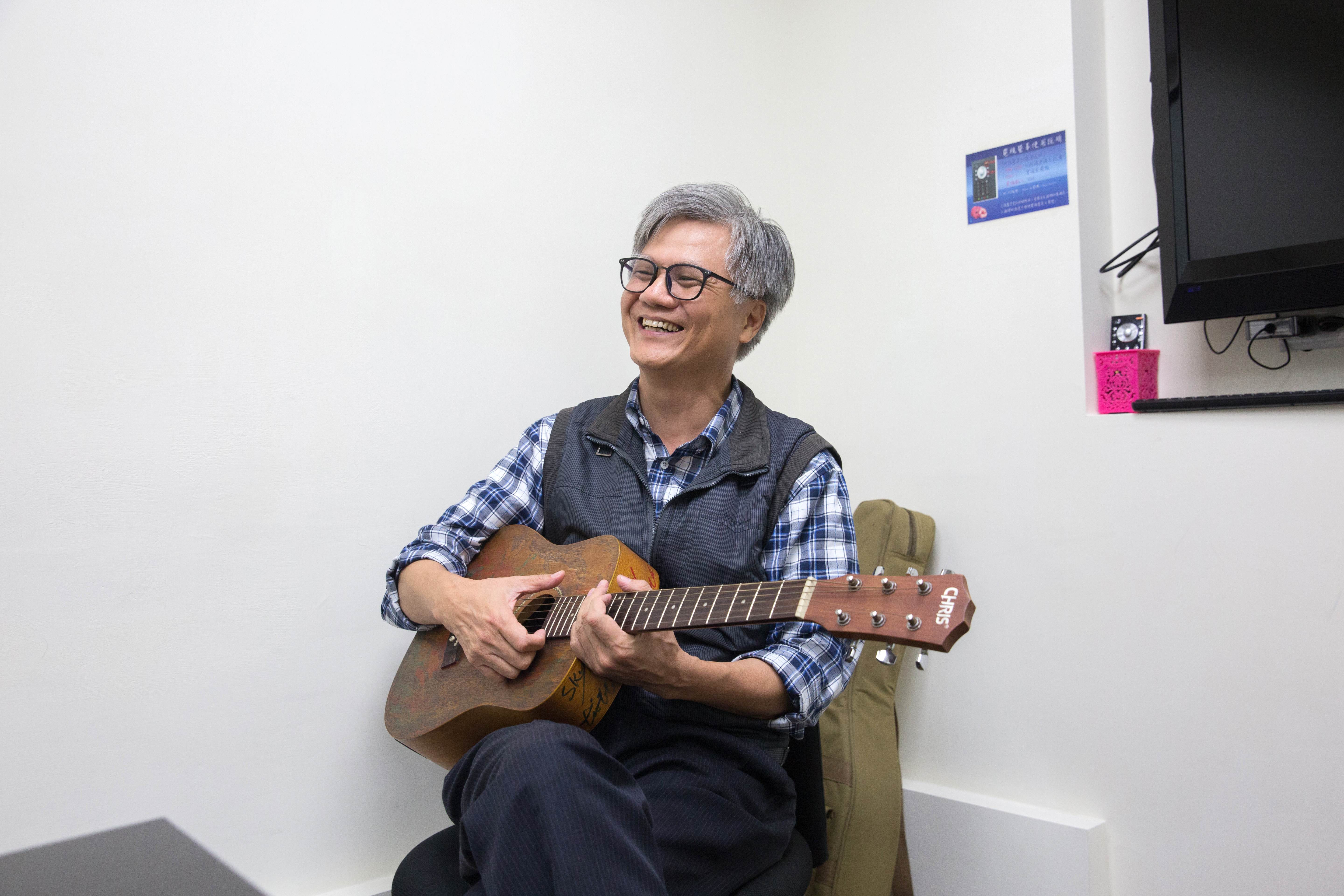 台北市長參選人吳蕚洋，和〈愛江山更愛美人〉原唱李麗芬，兩人確定在花蓮合體跨年。