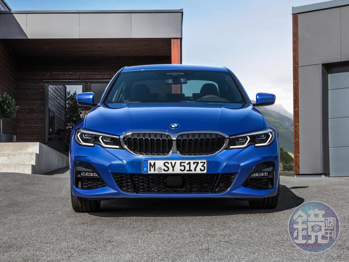 《BMW》3-Series