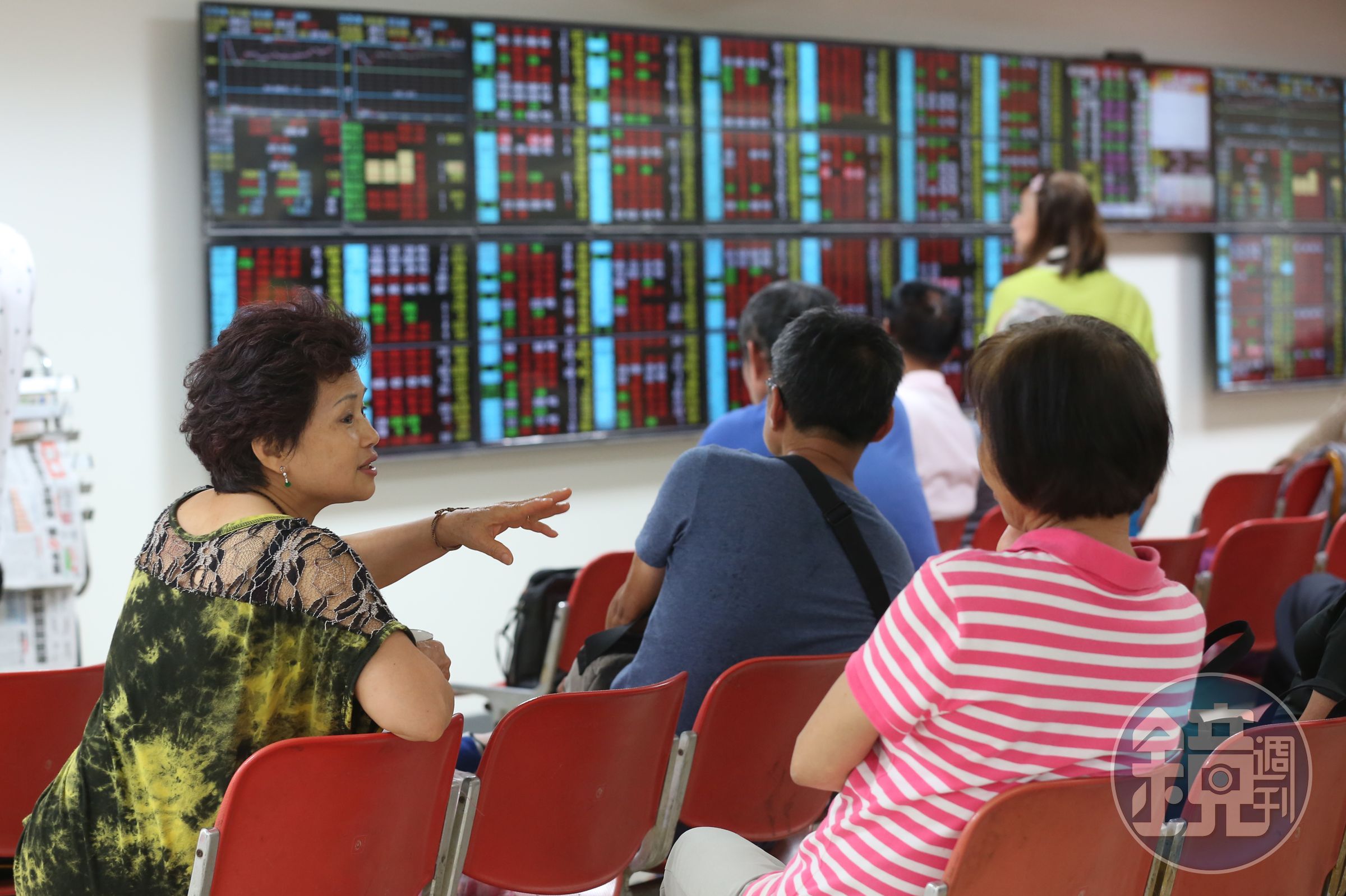 上市櫃公司近年發放的現金股利持續增加，讓存股族每年都有穩定的現金流入袋。