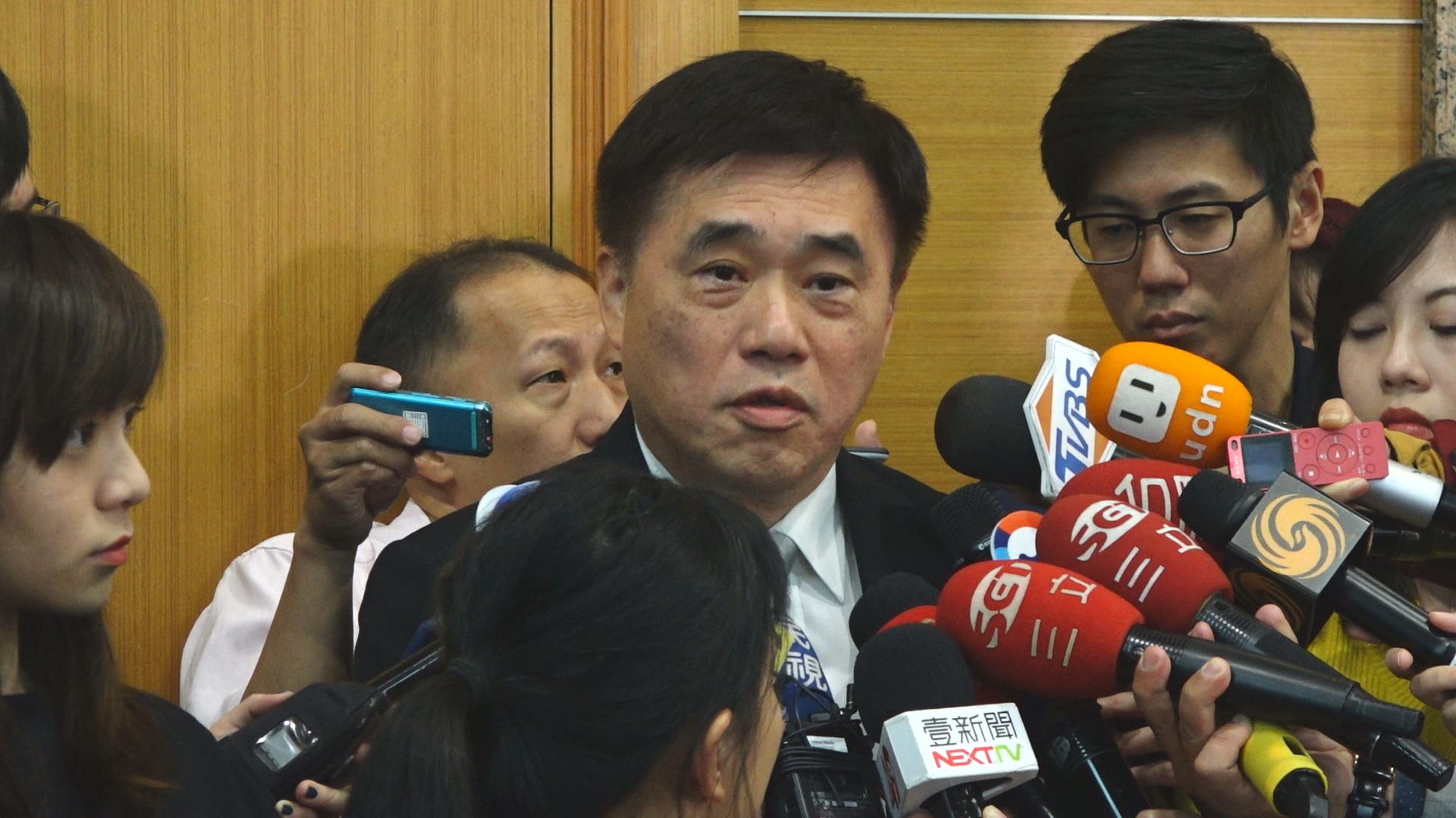 國民黨副主席郝龍斌今怒批媒體報導無聊。