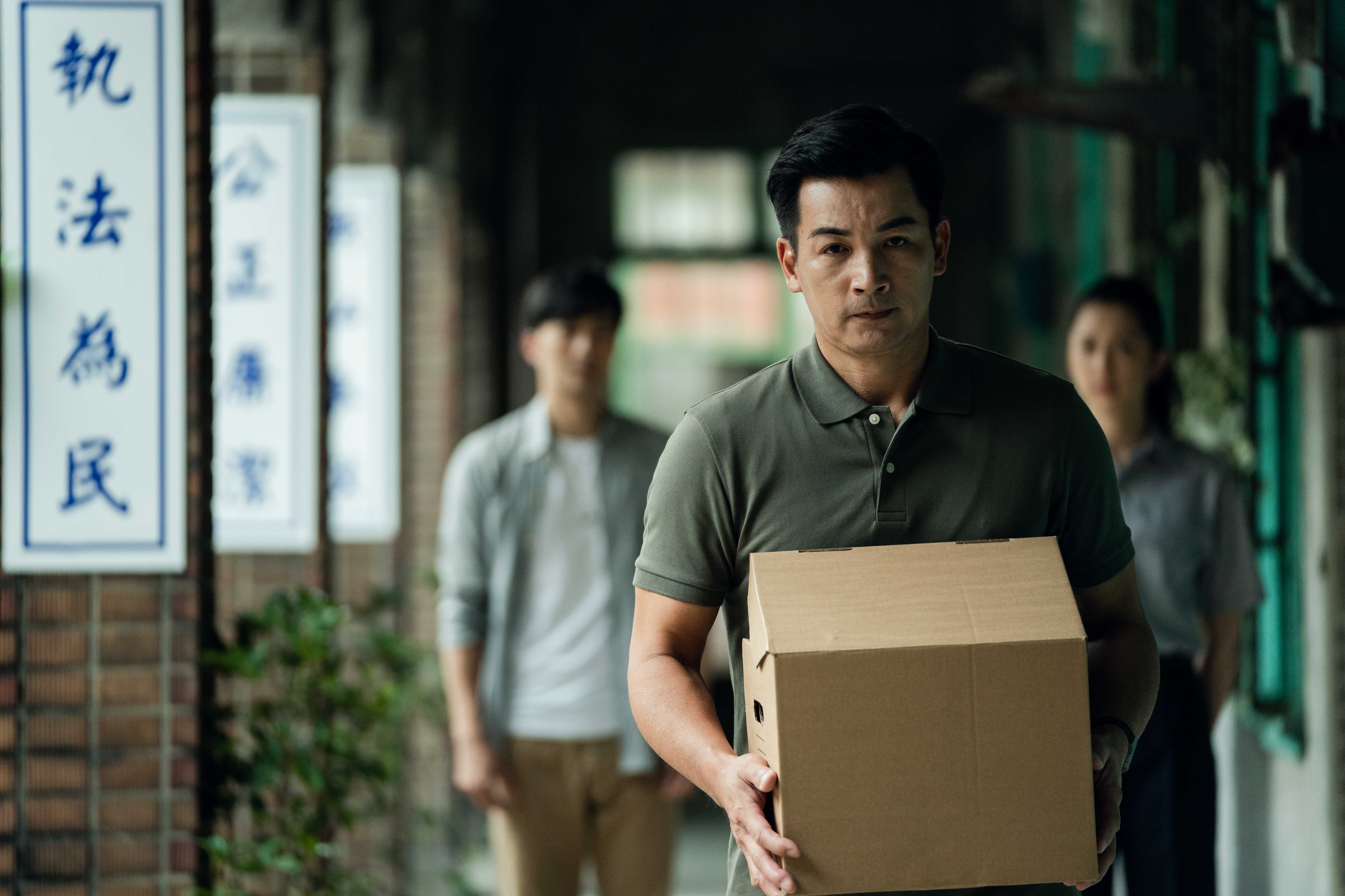 伊正的演技再上層樓，被粉絲誇讚本劇為伊正問鼎金鐘之作！（公視提供）