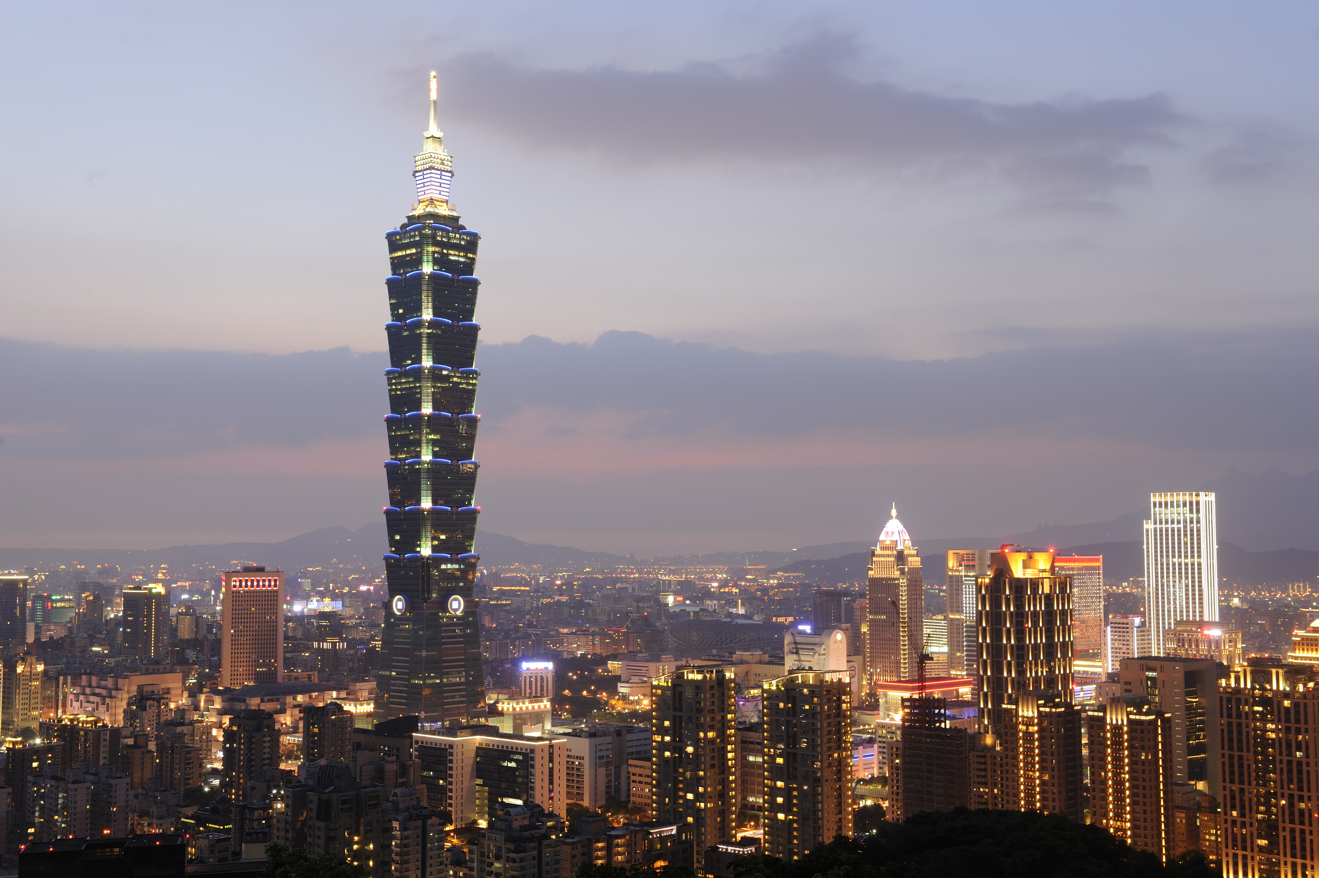 頂新集團近來陸續出清台灣資產，連手中台北101股權也賣出。