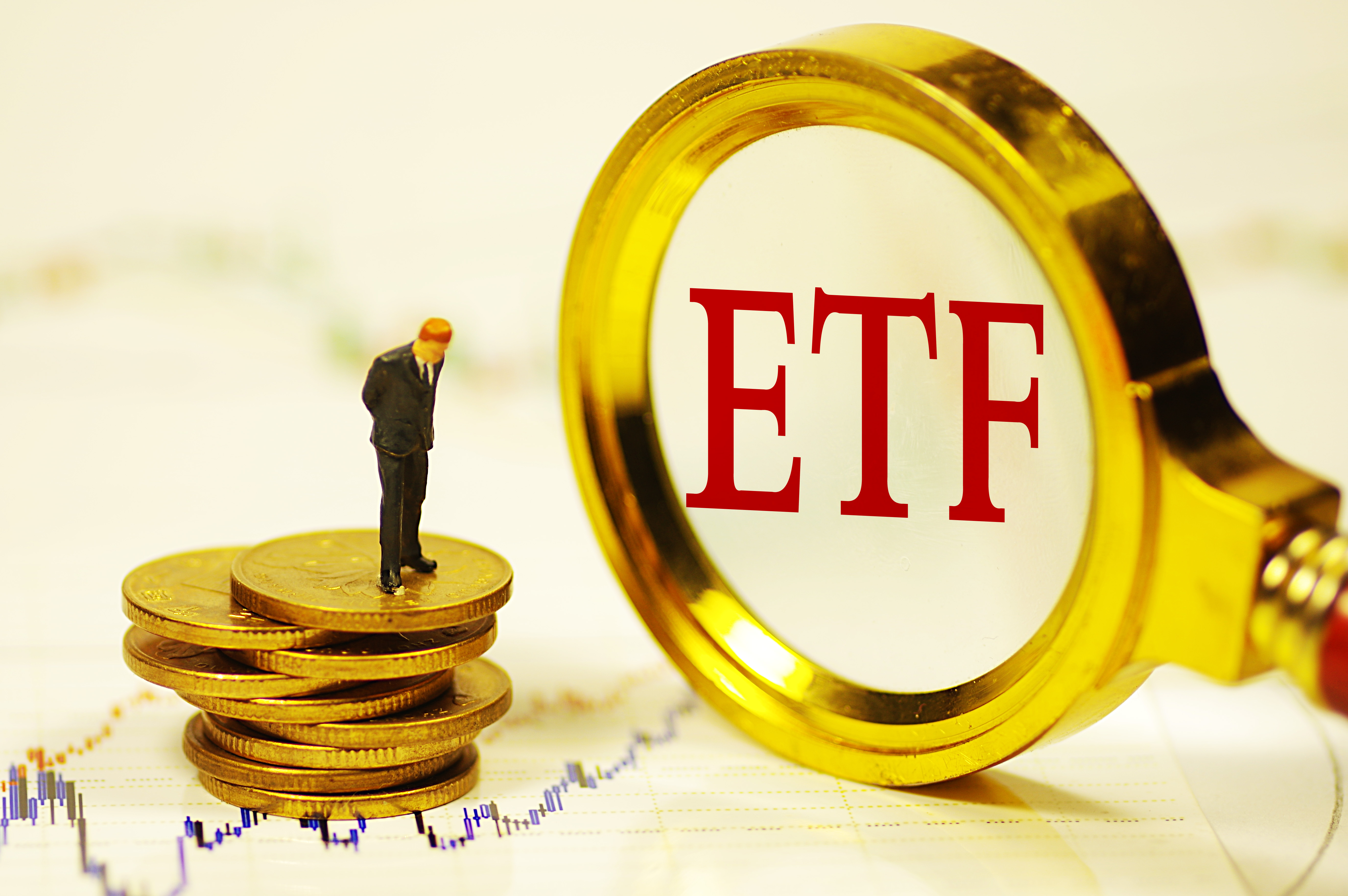 全球投資人興起一股投資指數型基金的熱潮，其中ETF規模更達5兆美元。（東方IC）