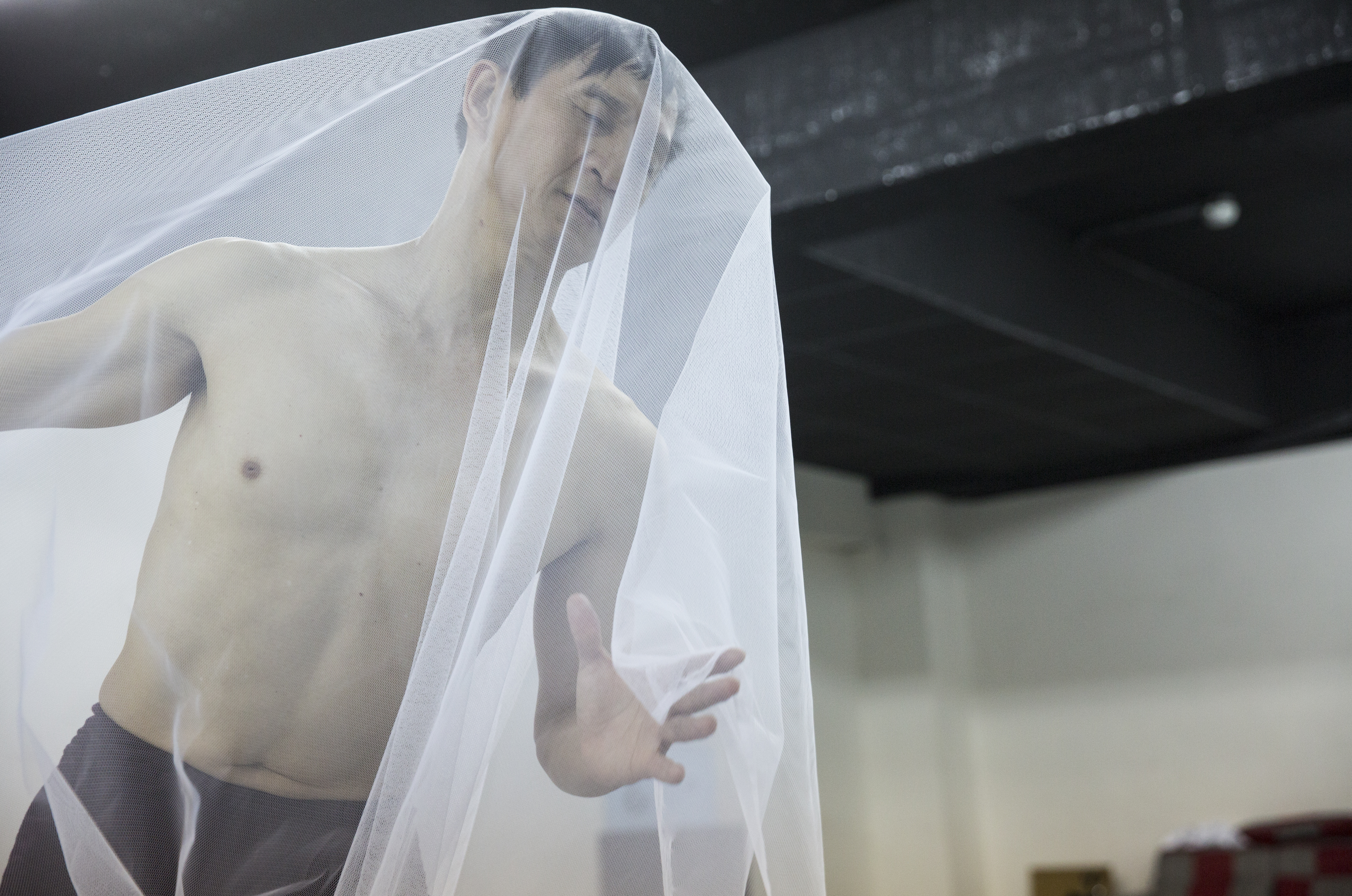 吳義芳自40歲開始每5年一舞，《55獨舞》是檢視自己身體，也是探索自己身體新的表演可能。