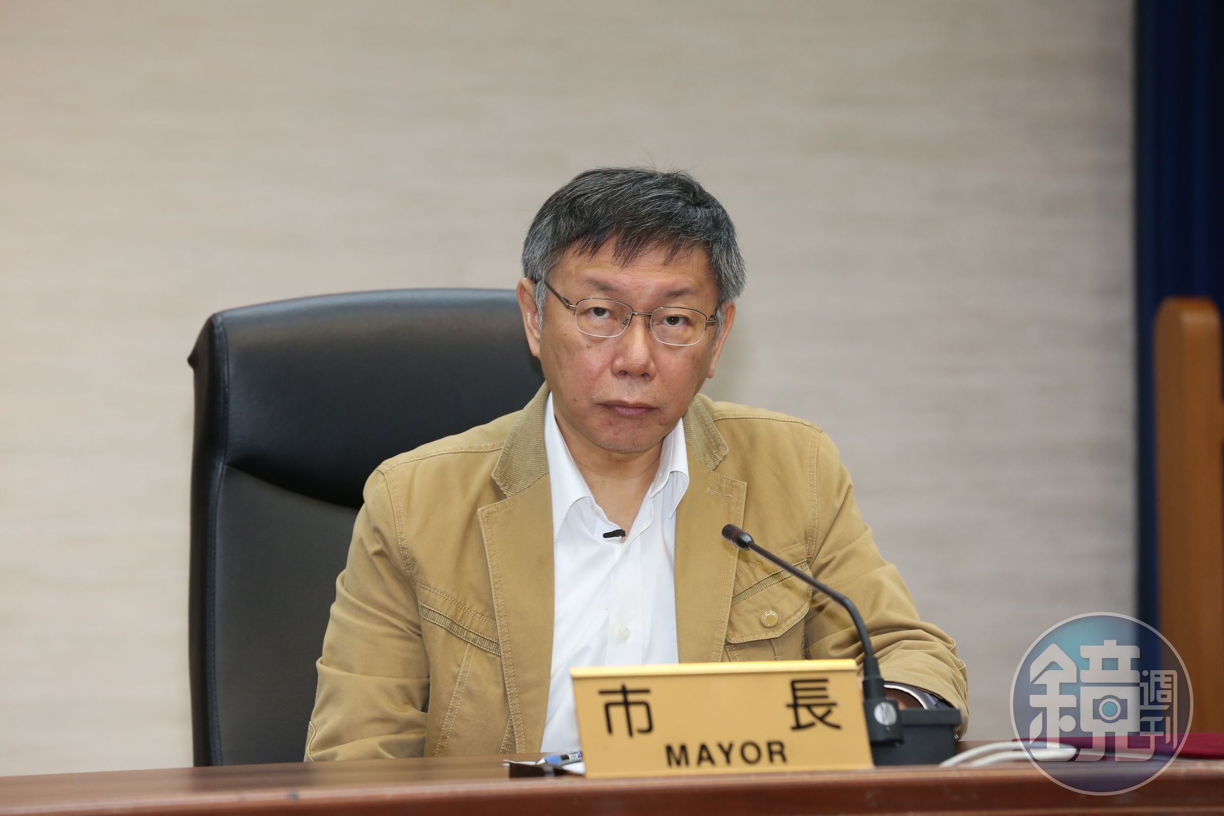 柯文哲被台北市前副市長陳景峻爆有意選2020，柯文哲則回應「明年6月再問我」。
