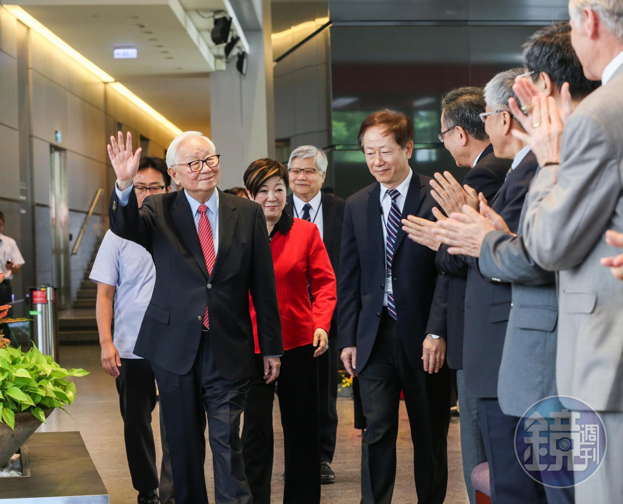 台積電董事長張忠謀2018年6月宣布退休。