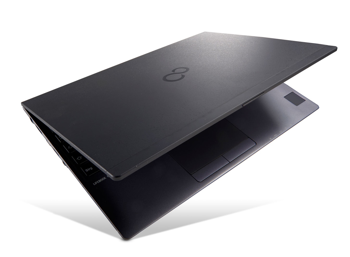 富士通結合全新 Windows 10作業系統，提供最人性化的使用者體驗。（品牌提供）