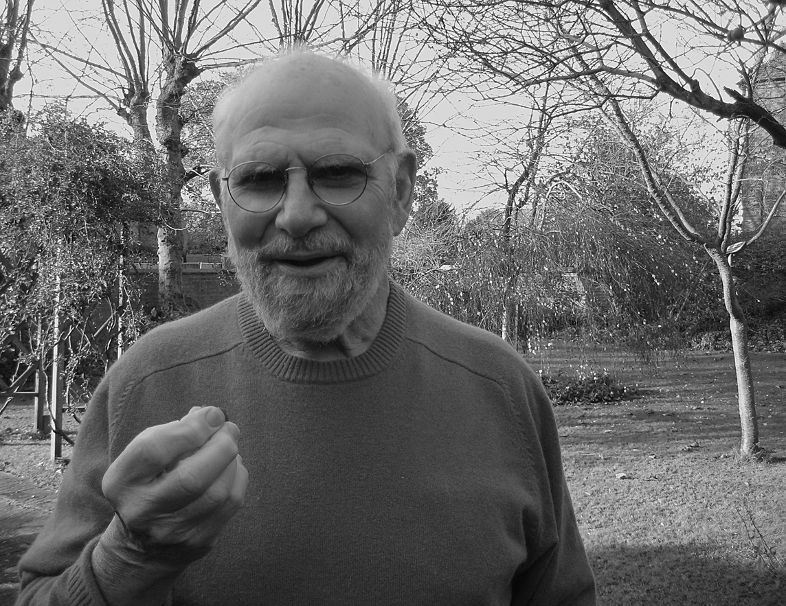 奧立佛•薩克斯是知名腦神經科醫師。(攝影:比爾.海耶斯Bill Hayes,心靈工坊文化提供)