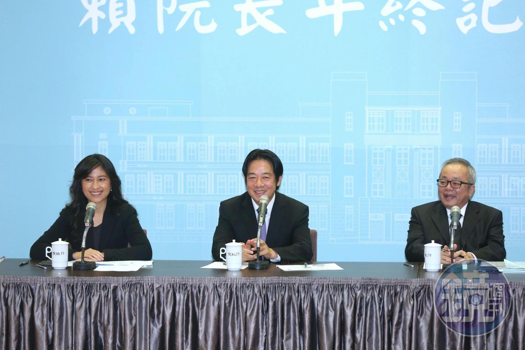 賴清德面對接連詢問去留,並未正面回應,僅表示會在適當時間跟外界說明。