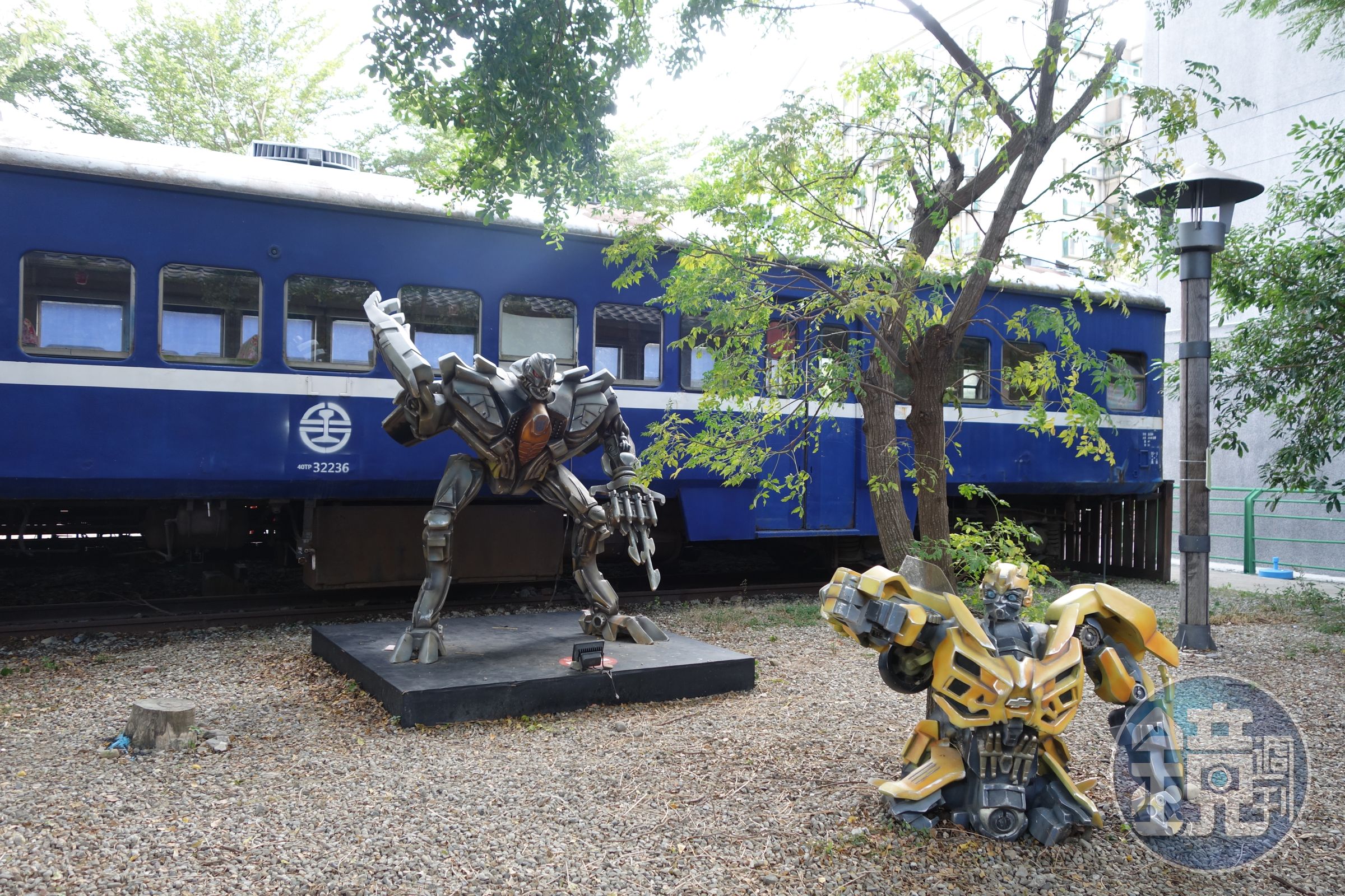 「竹東動漫園區」在2015年12月開幕，如今卻傳出業者經營不善、不堪虧損而撤出的消息。圖為園區內的變形金剛造型。