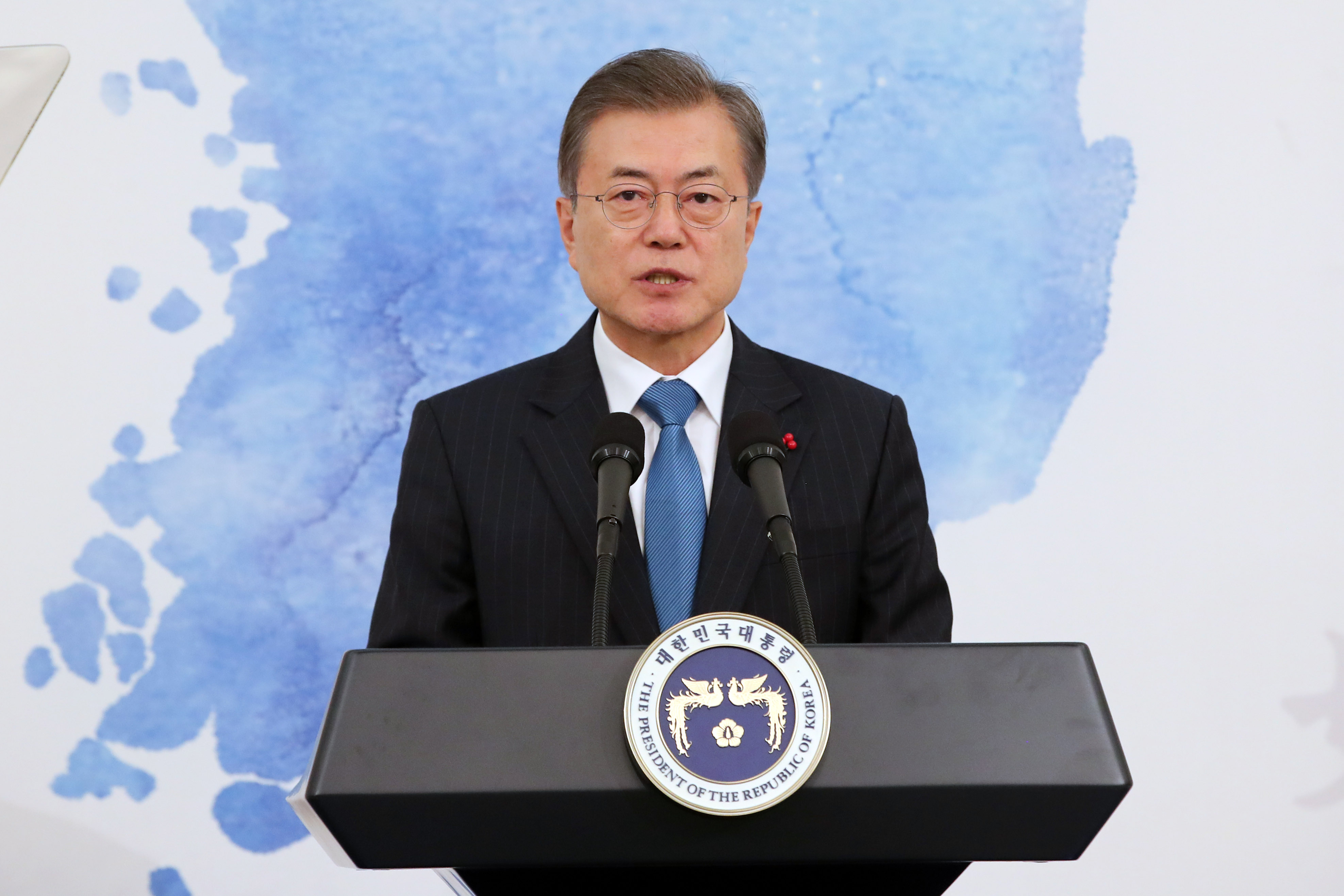 南韓檢方日前針對青瓦台疑似非法監視平民進行搜索，也是文在寅上任以來青瓦台首次遭搜索。（東方IC）