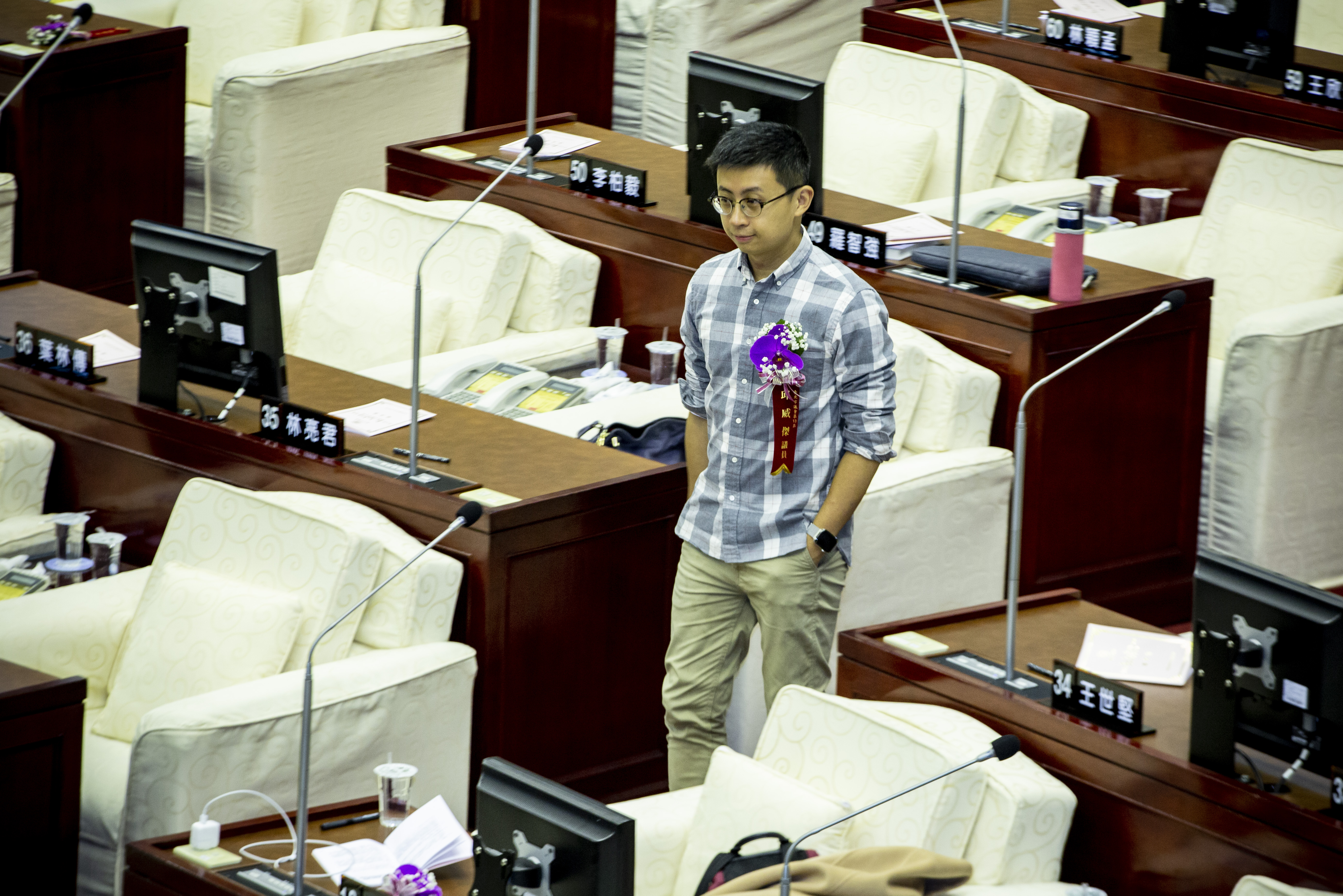 邱威傑表示只當一屆市議員，因為如果想著連任，為了選票就會為了許多事情妥協，人生除了從政，還有許多更重要的事。