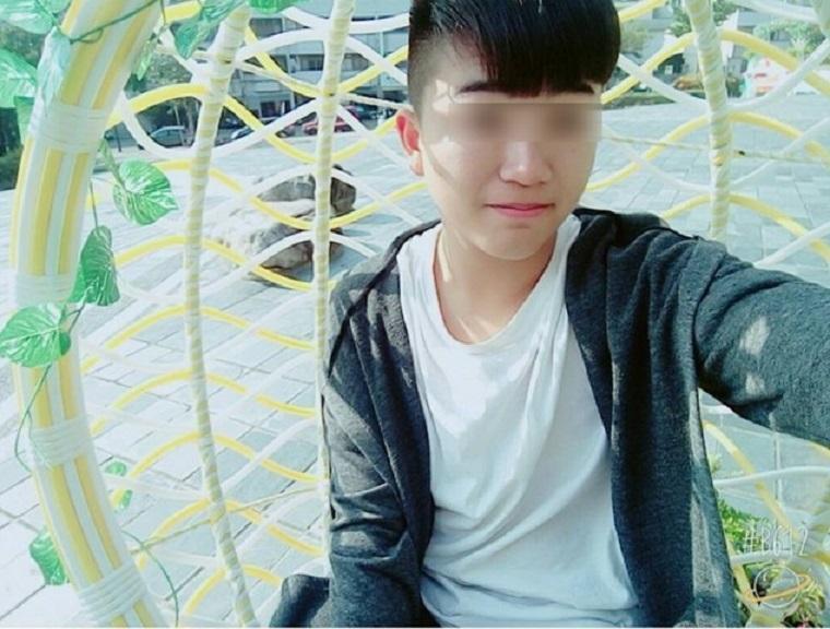 詹姓男大生是家中獨子，返家過節卻命喪火窟。（死者臉書）