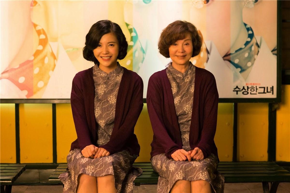 楊子姍（左）、歸亞蕾主演的《重返20歲》，在中國大陸上映後票房逾新台幣18億元。（Catchplay提供）