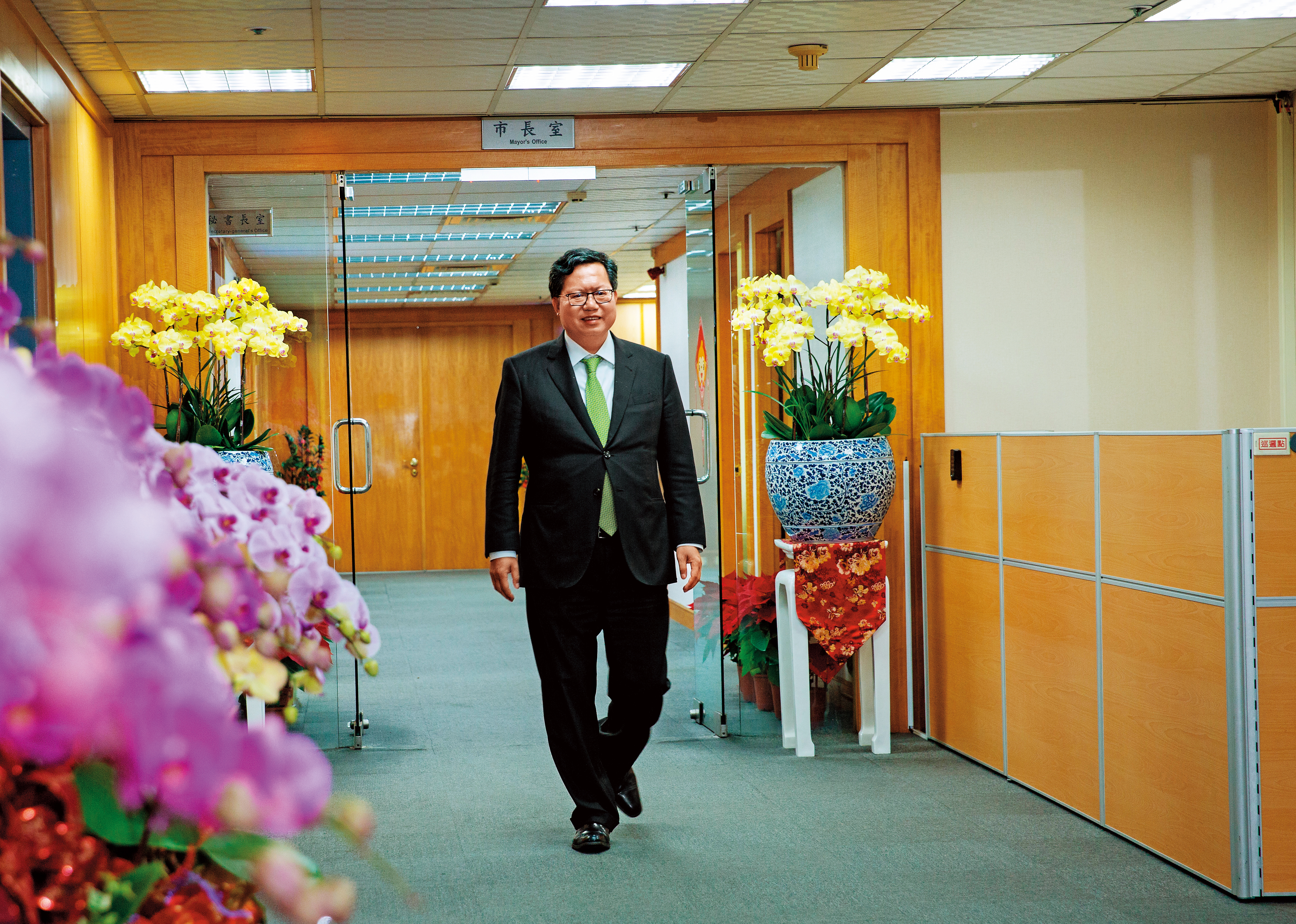 鄭文燦以「鄭文燦模式」,讓傳統版圖藍大於綠的桃園市成為綠營治理人口最多城市。