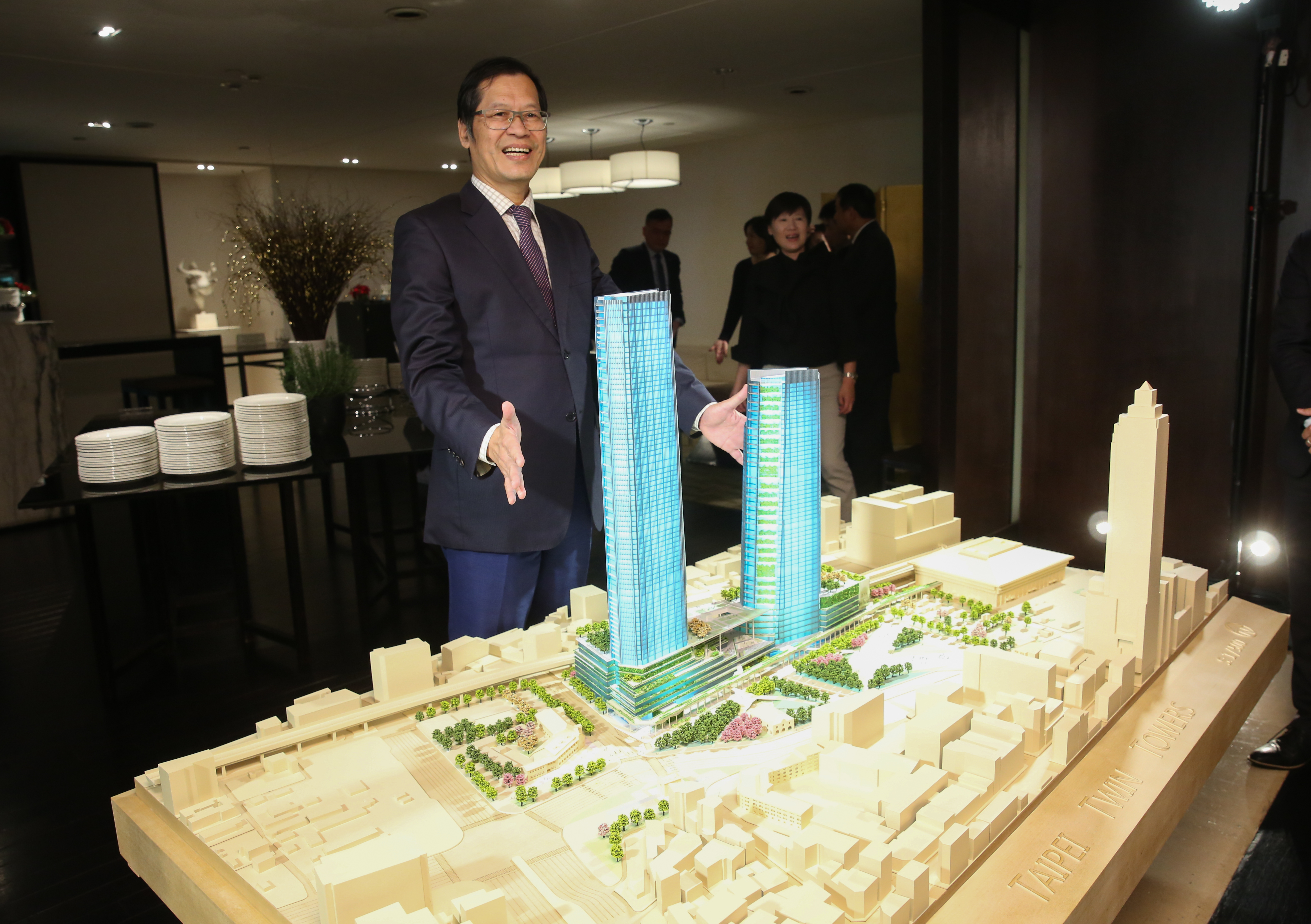 許崑泰團隊規劃雙子星案以辦公室占比最高,達63.84%。