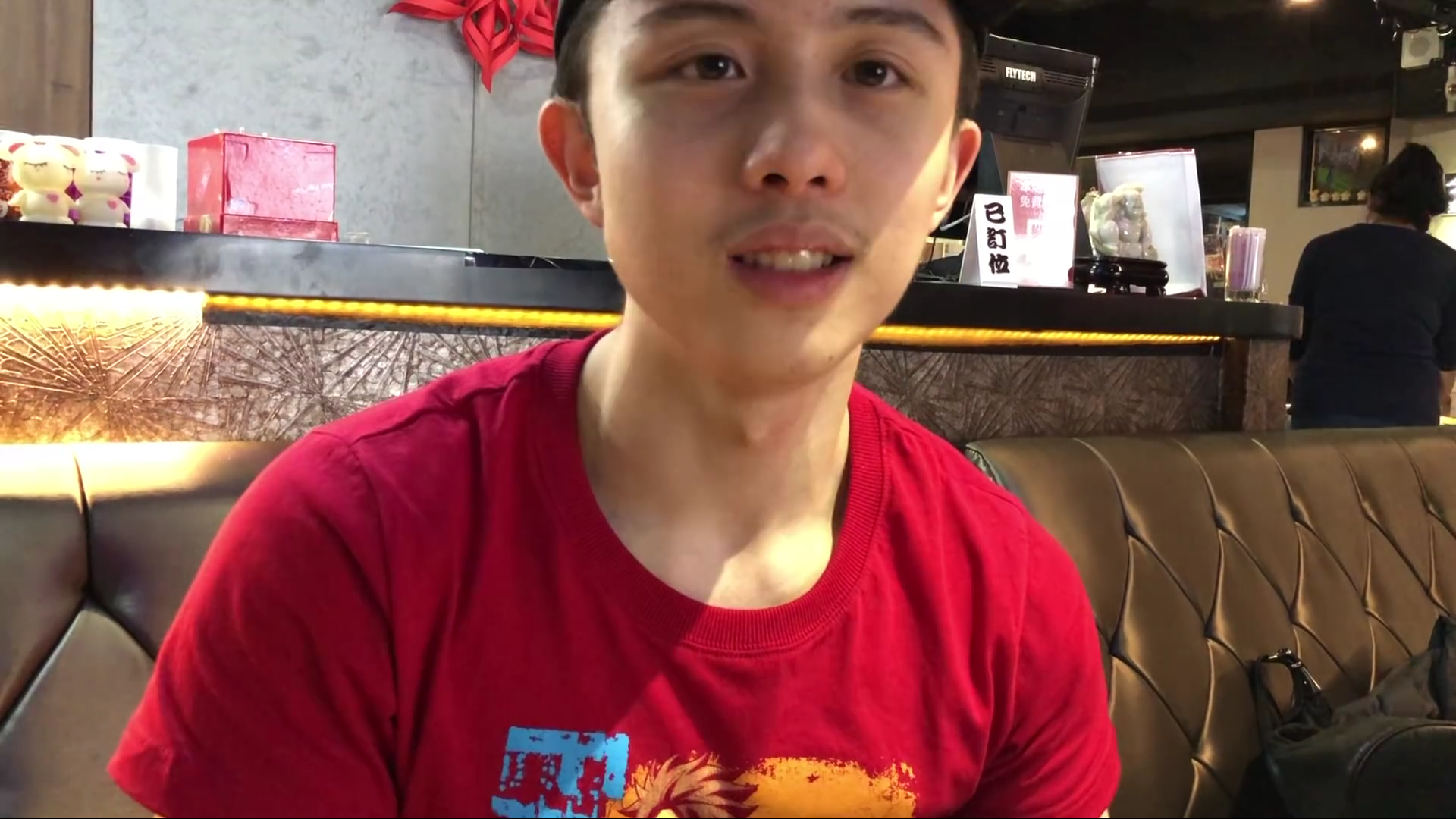 孫安佐推最新影片出「VLOG XX 不專業健身 XX 動漫評論 (下集)」(翻攝自孫安佐YouYube)