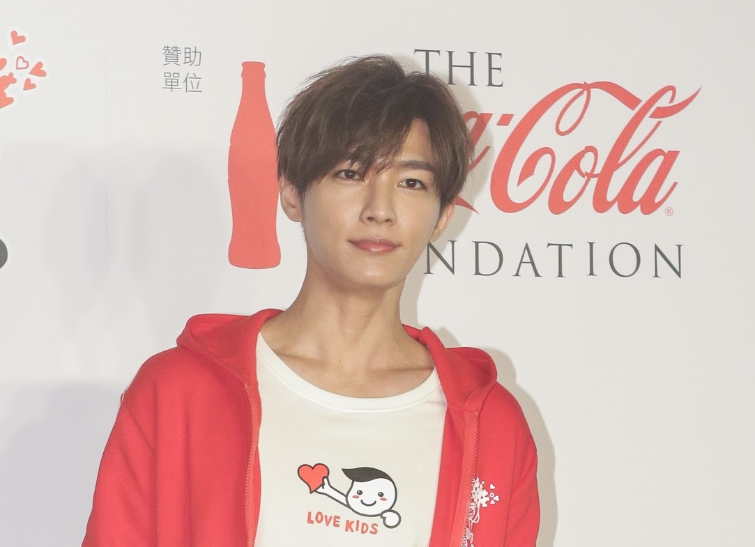 炎亞綸新年和大家見面，卻因感冒暴瘦，面容憔悴。