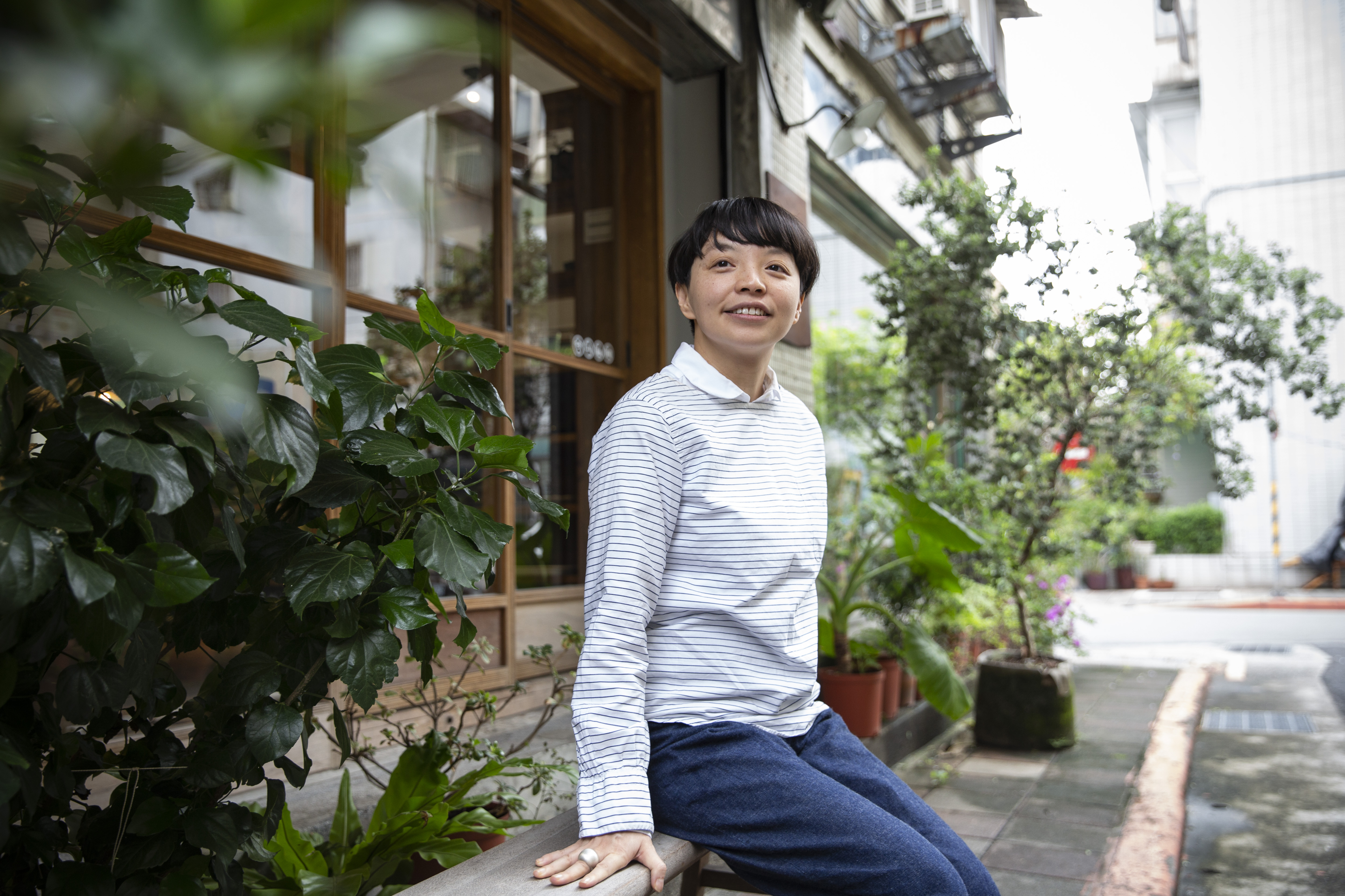 温又柔到上海留學半年後回到日本，開始接觸與祖父母同時期的台灣作家，讀了吳濁流作品《亞細亞的孤兒》，對書中描述的情節有許多共鳴。她目前最喜歡的台灣作家是呂赫若。