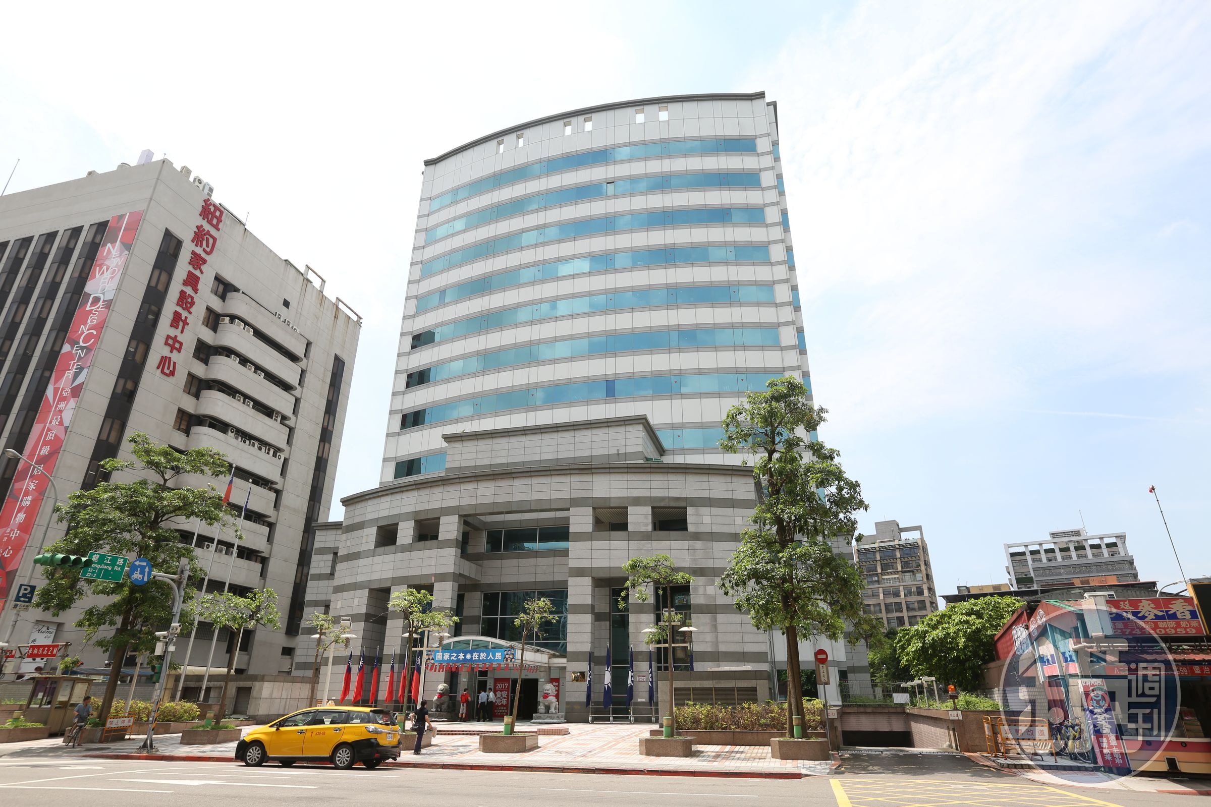 國民黨於習發表談話後一天發表聲明，指出堅決反對台獨，並重申「一中各表」的九二共識。