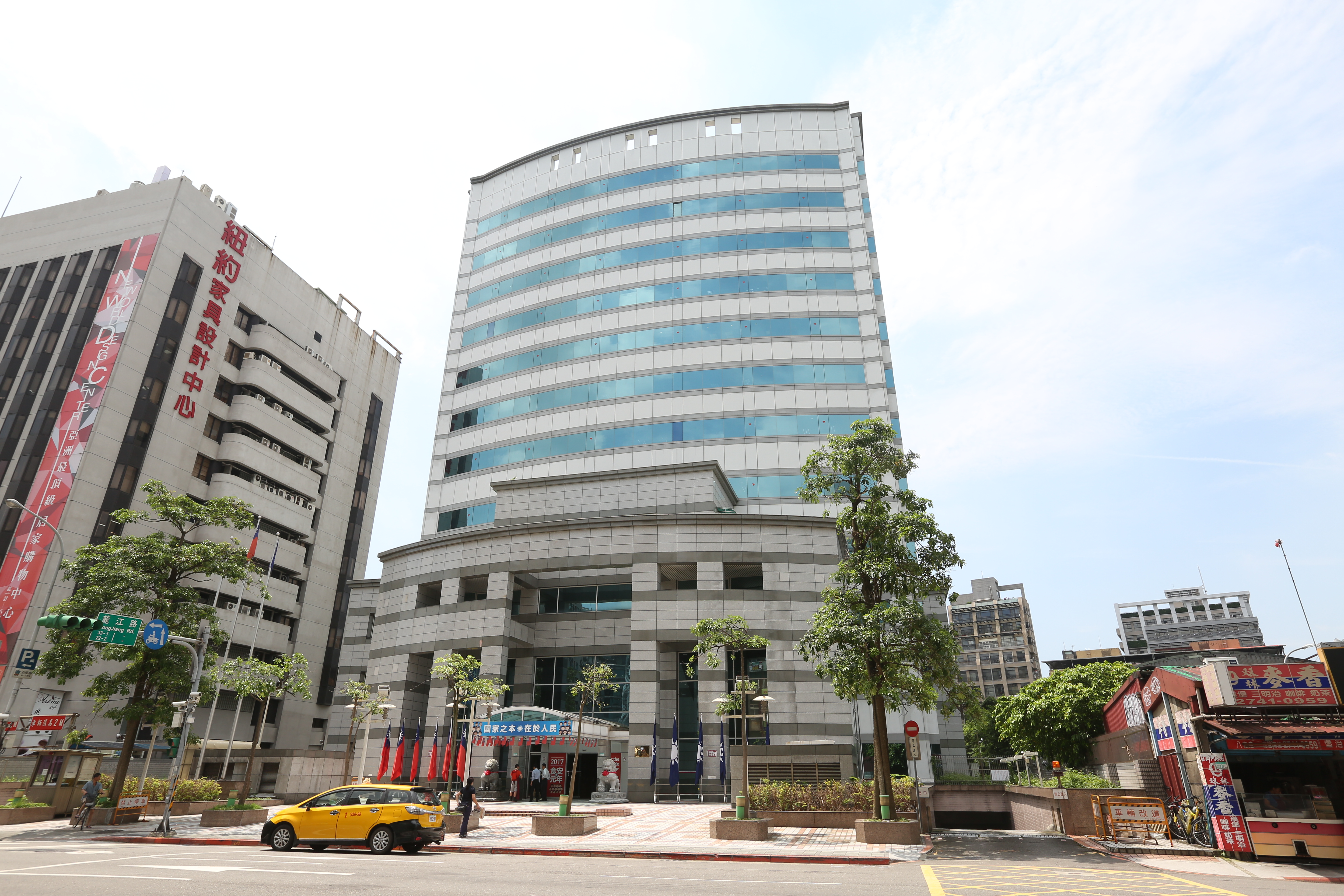 國民黨於習發表談話後一天發表聲明，指出堅決反對台獨，並重申「一中各表」的九二共識。