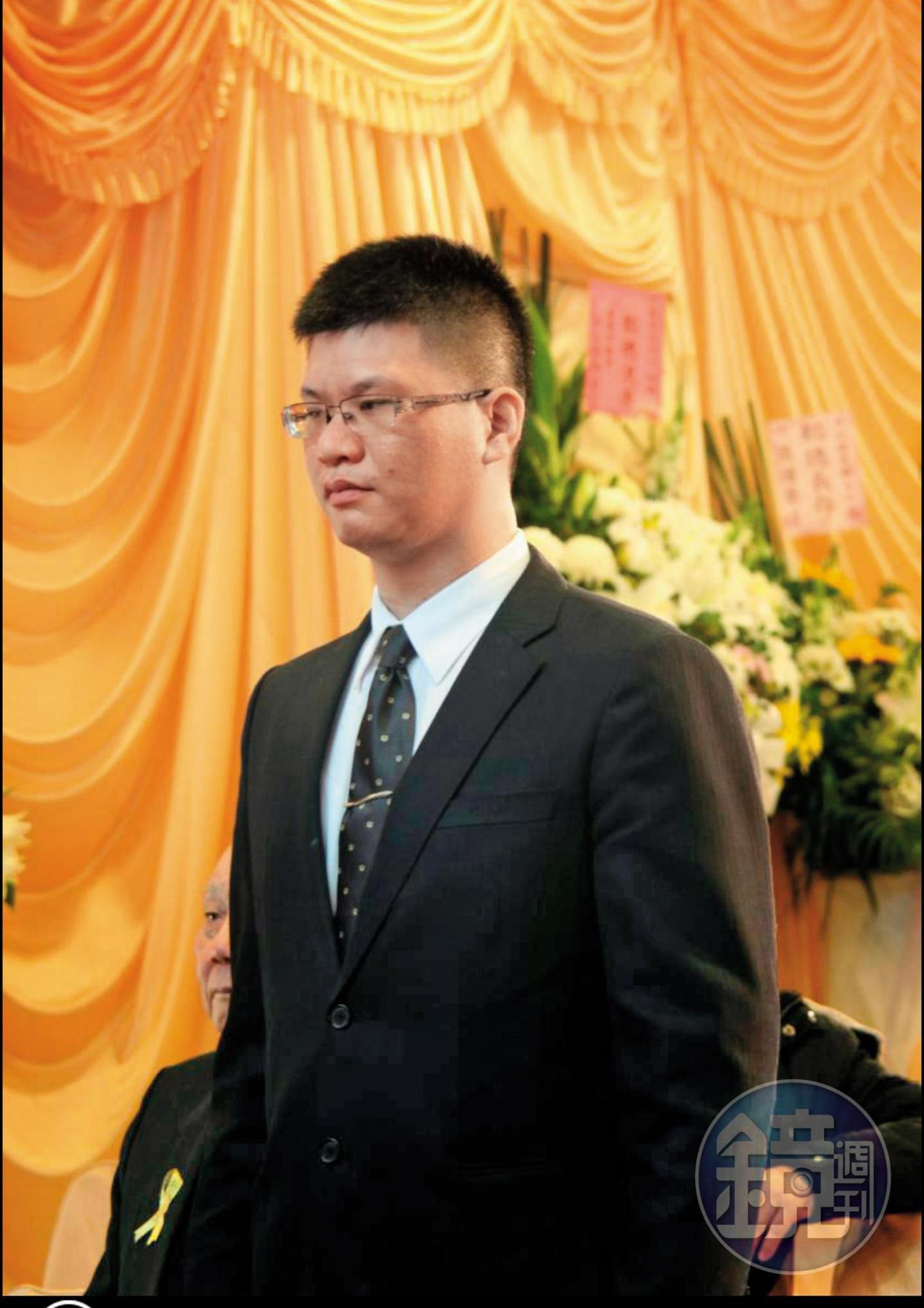 擔任命案現場清理師前,盧致宏的工作是禮儀師,年收破百萬元。(盧致宏提供)