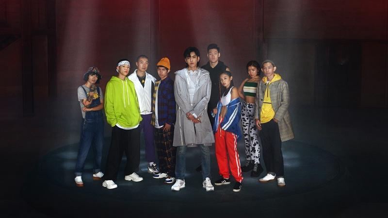Beats 的新年廣告由品牌代⾔⼈吳亦凡帶領8位不同領域推動著⽂化發展的達⼈，共同展現表達⾃我的「野性」特質。（Beats提供）