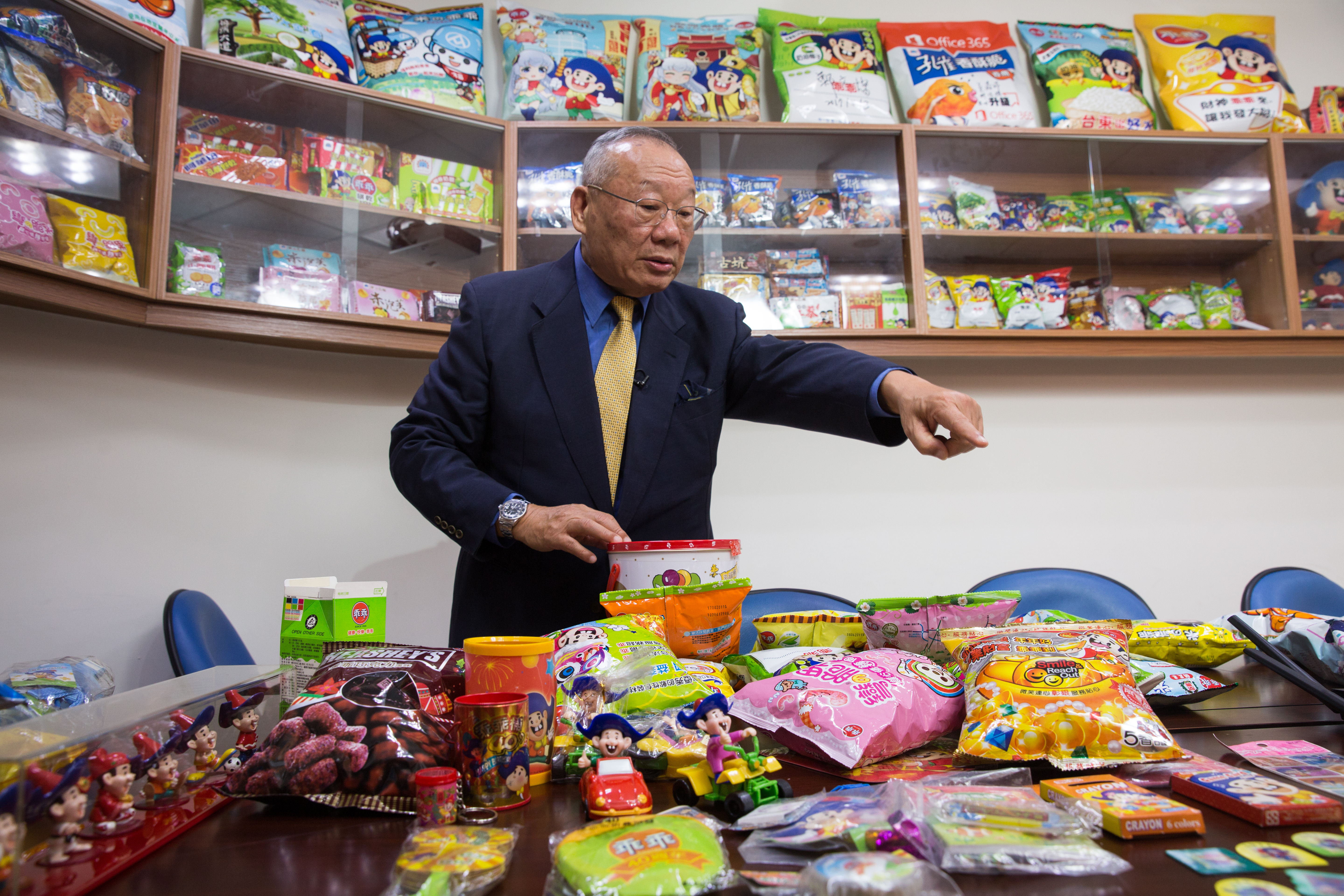 乖乖在1993年西進曾創下銷售佳績，卻因擴廠太快而失利。