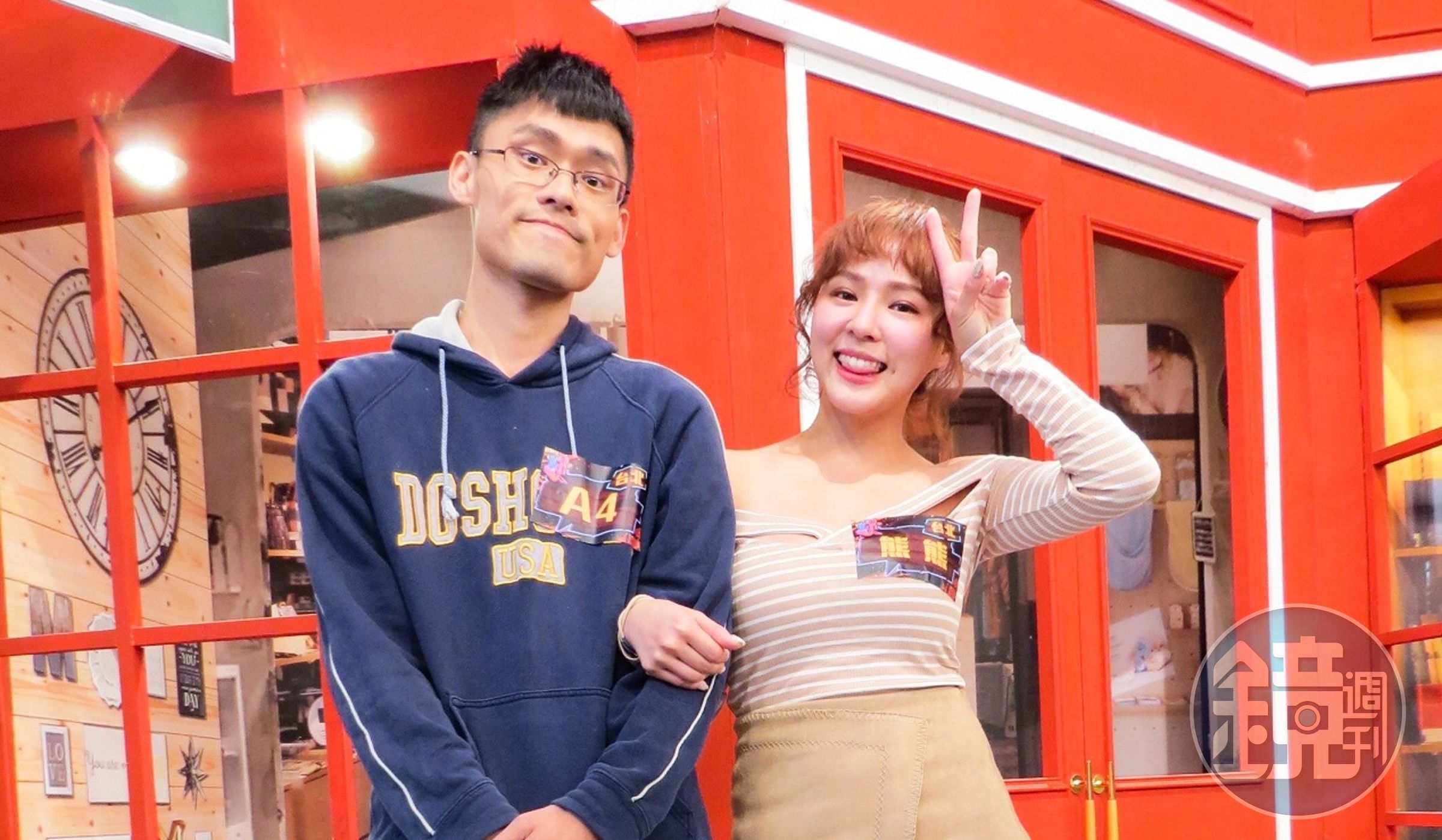 熊熊個性單純少根筋，弟弟總是會適時地出現保護她。（衛視中文台提供）