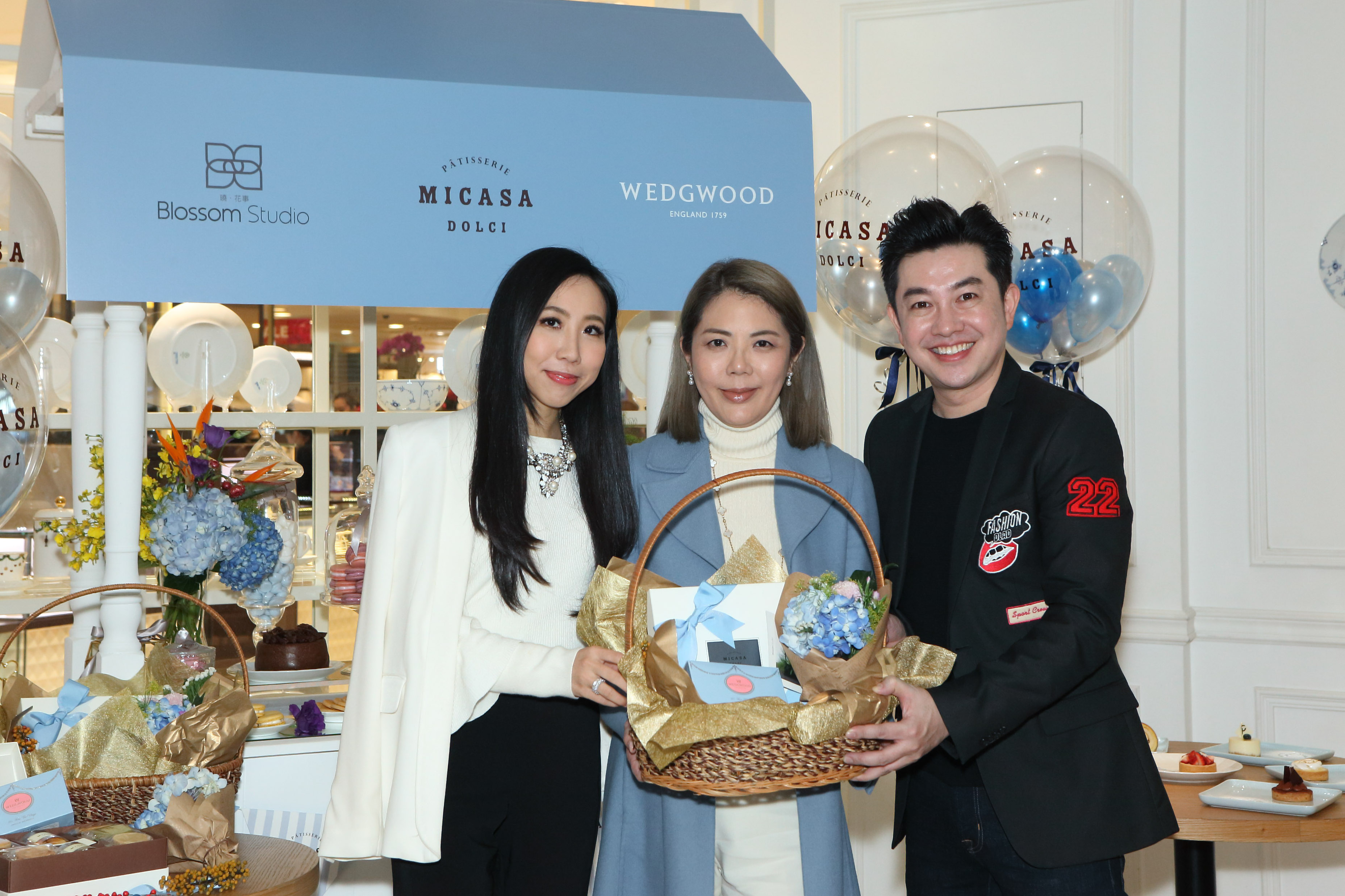 Micasa Dolci合夥人（左起）桃園大溪威斯汀度假飯店執行董事黃郁婷、 CHIN CHIN集團總經理林青蓁與Blossom Studio藝術總監李明川開心攜手合作。（Chin Chin集團提供）