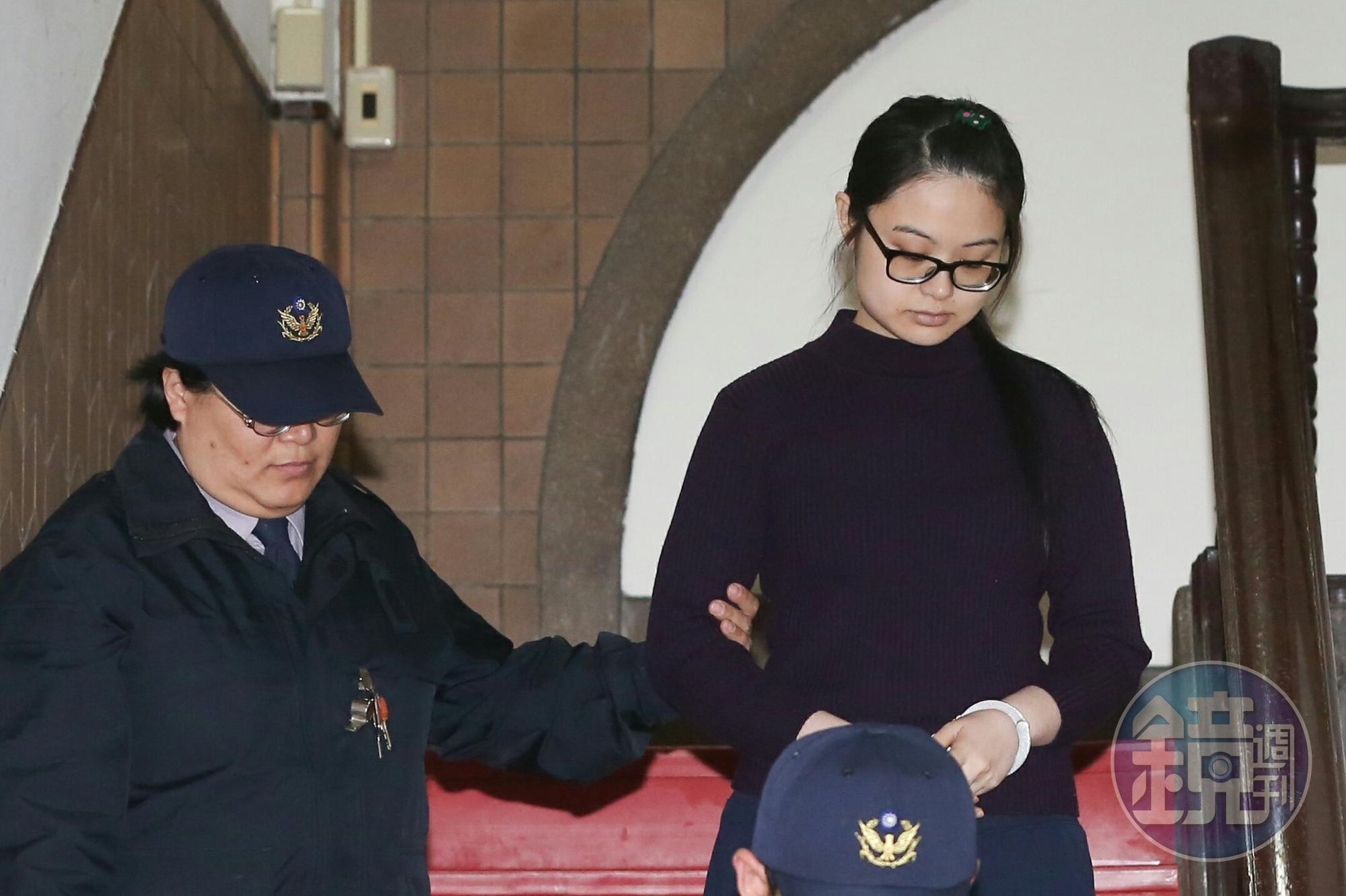 媽媽嘴咖啡店前店長謝依涵2013年謀財私奪2命,老闆呂炳宏沒參與,免賠631萬,謝依涵則遭判賠631萬。